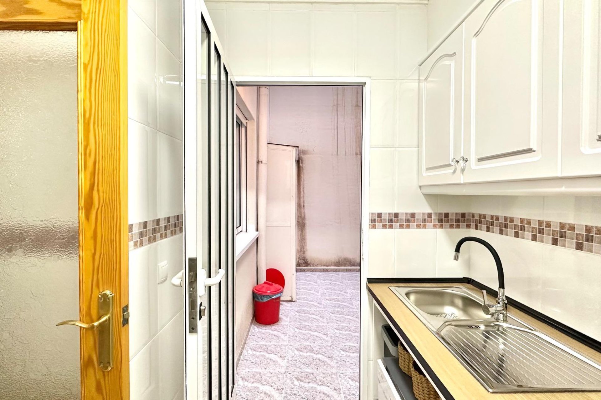 Revente - Apartment -
Torrevieja - Centro