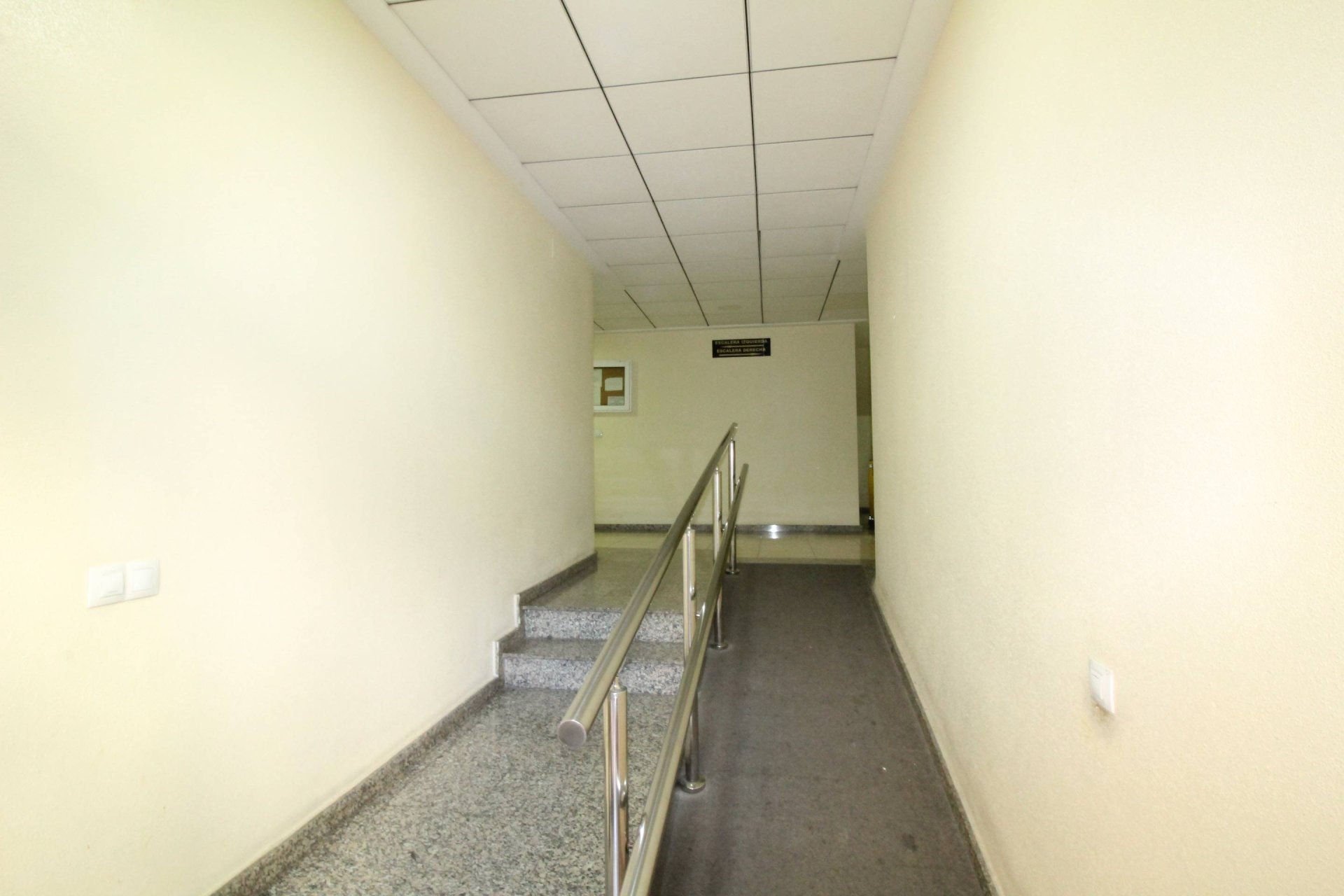 Revente - Apartment -
Torrevieja - Centro