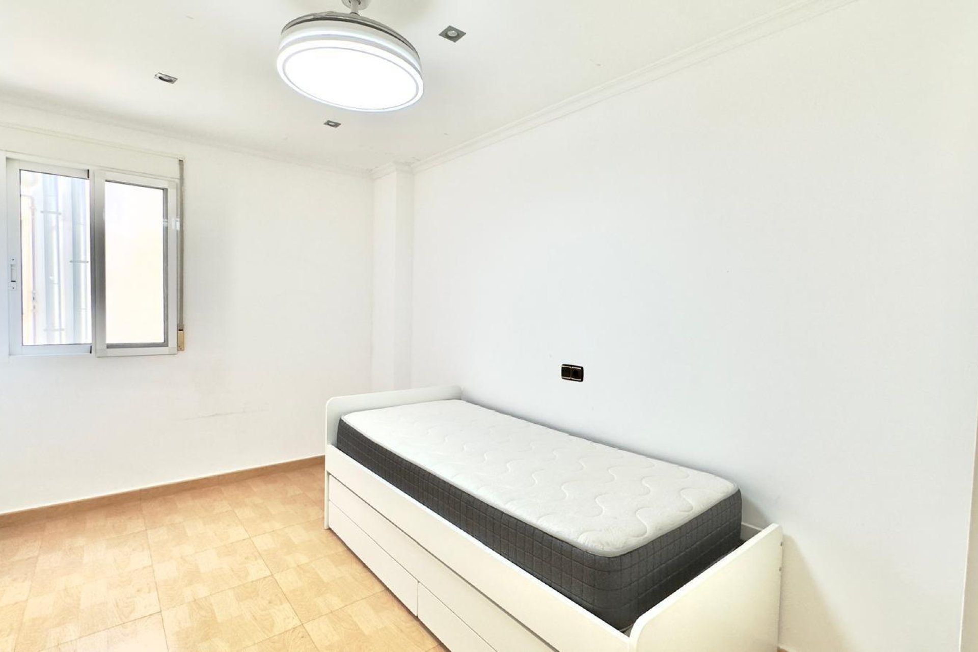 Revente - Apartment -
Torrevieja - Centro