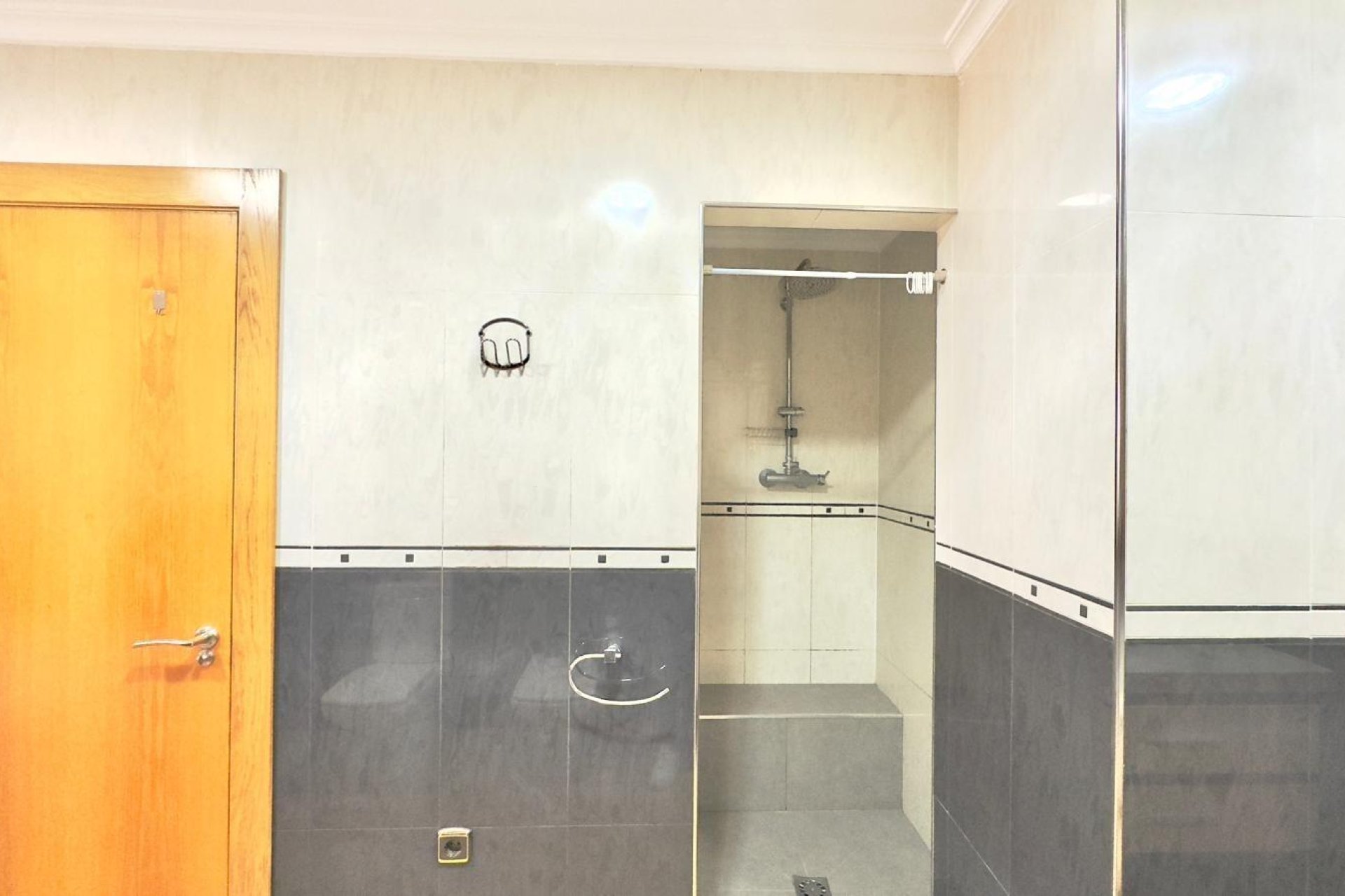 Revente - Apartment -
Torrevieja - Centro