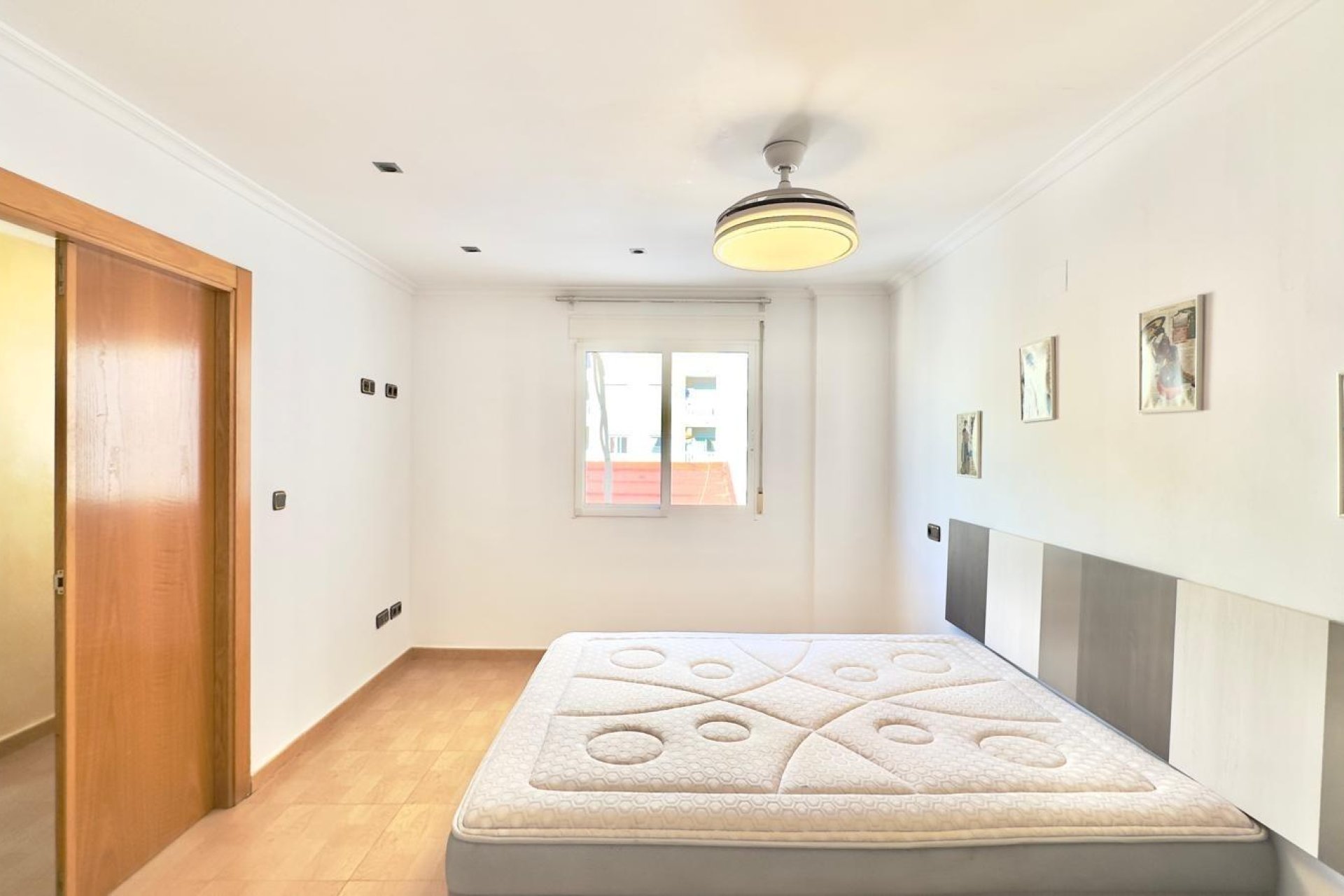 Revente - Apartment -
Torrevieja - Centro