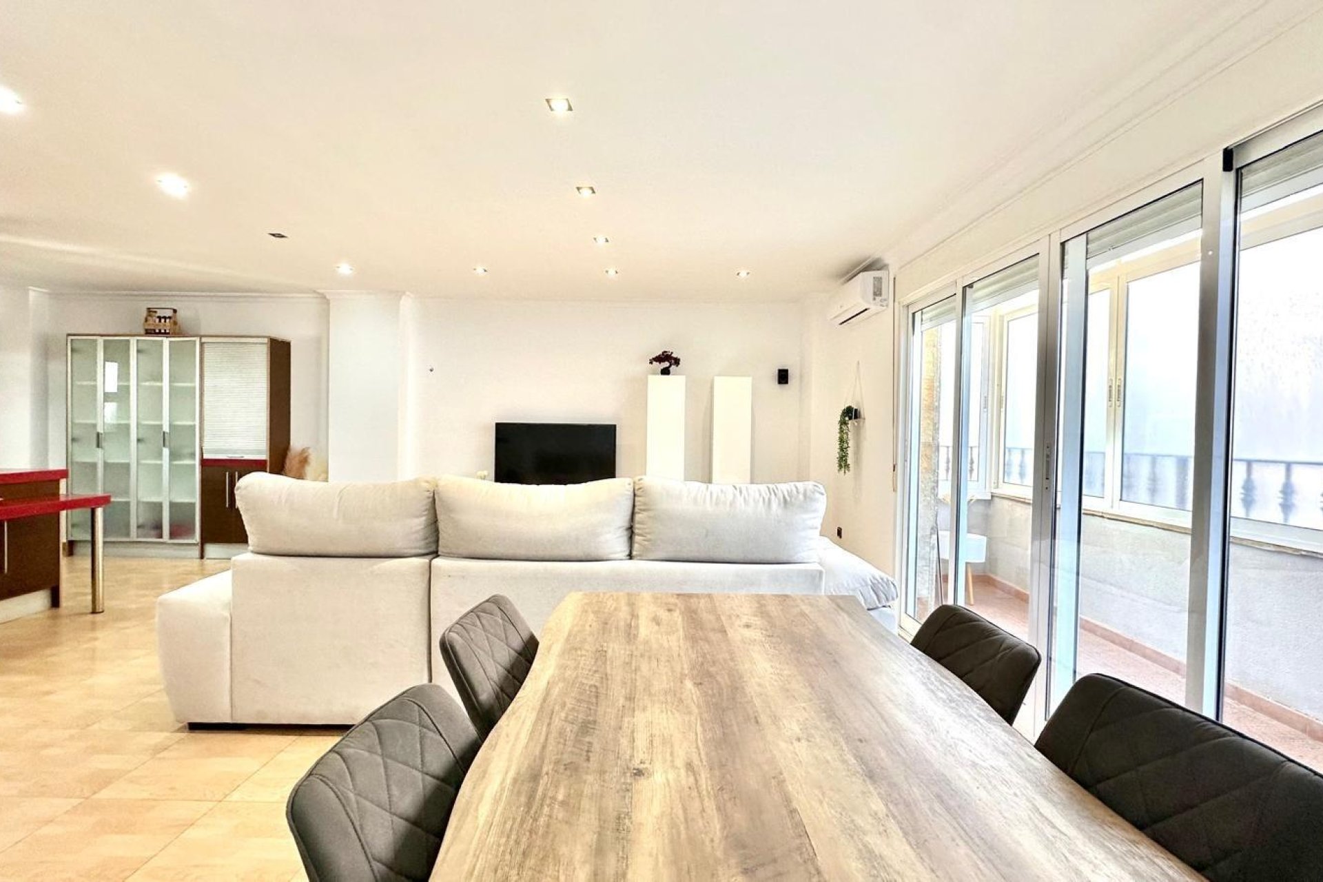 Revente - Apartment -
Torrevieja - Centro