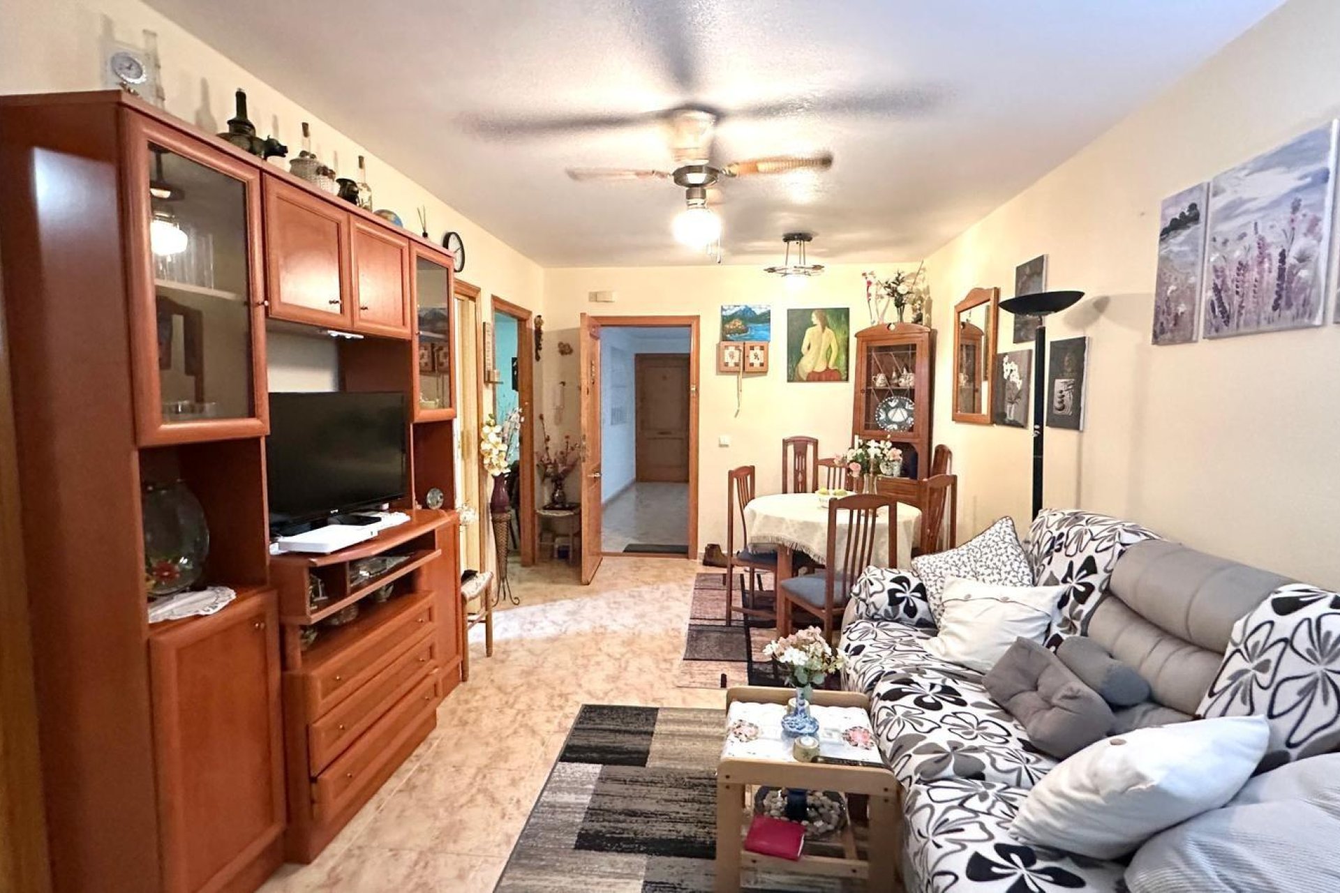 Revente - Apartment -
Torrevieja - Centro