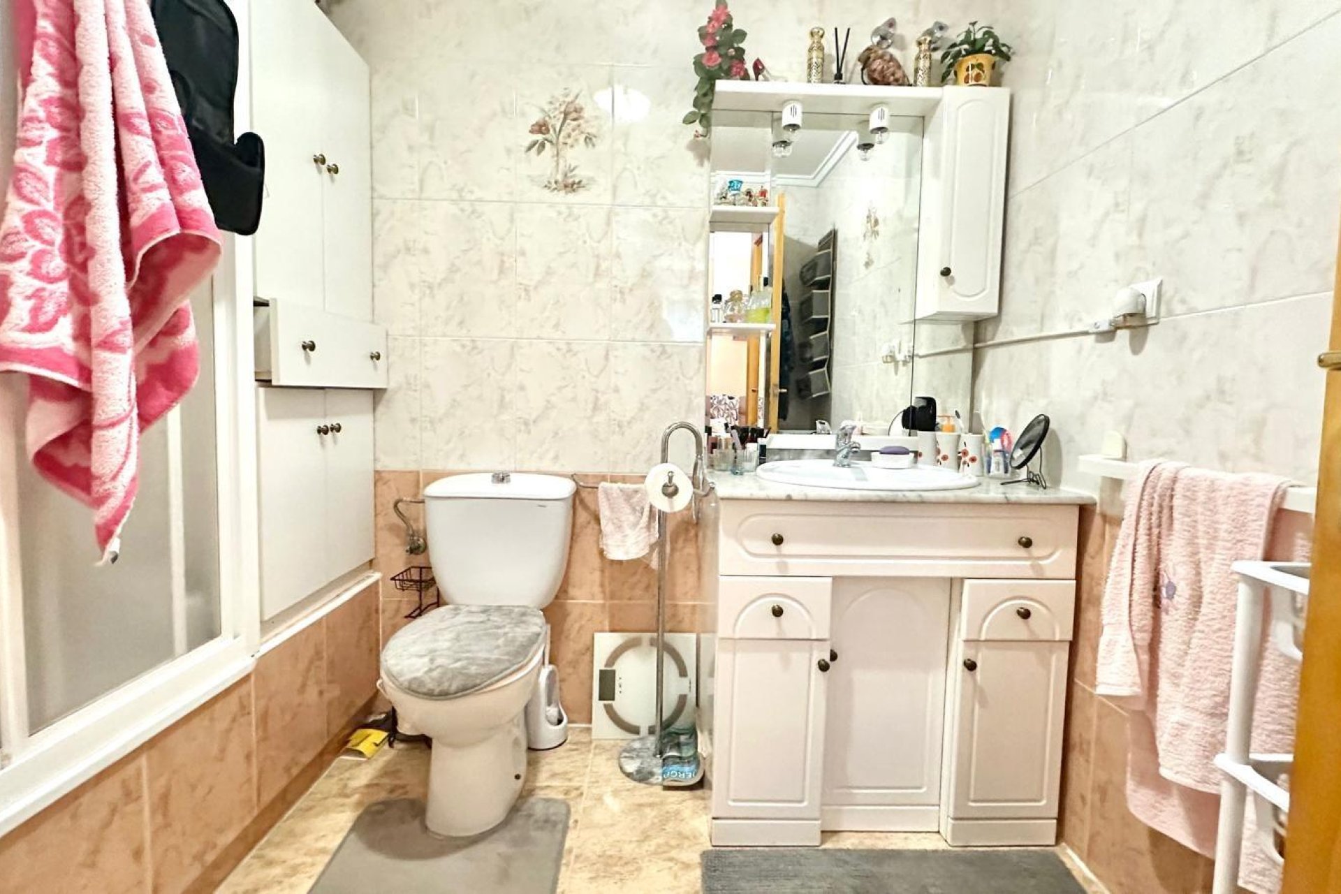 Revente - Apartment -
Torrevieja - Centro