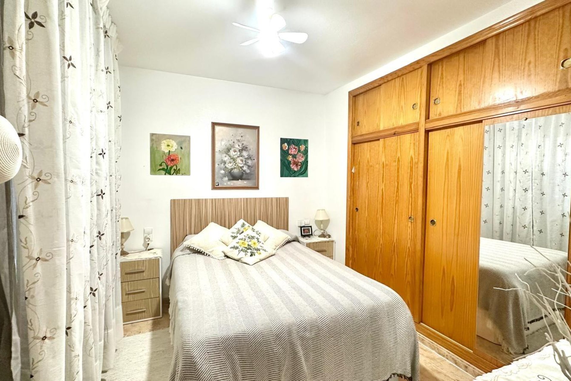 Revente - Apartment -
Torrevieja - Centro