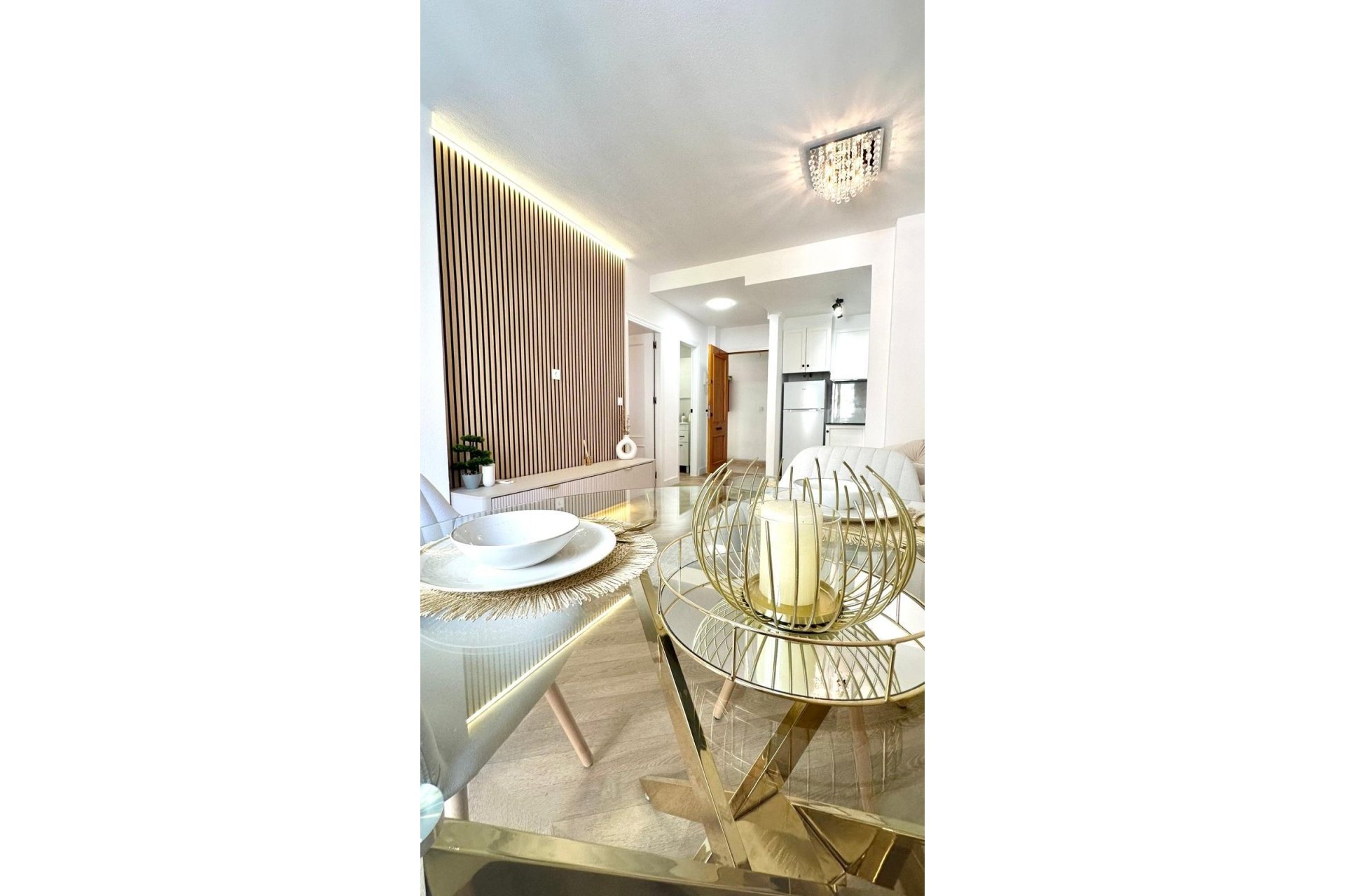 Revente - Apartment -
Torrevieja - Centro