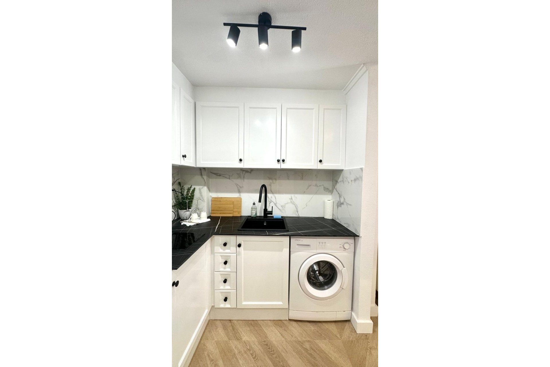 Revente - Apartment -
Torrevieja - Centro