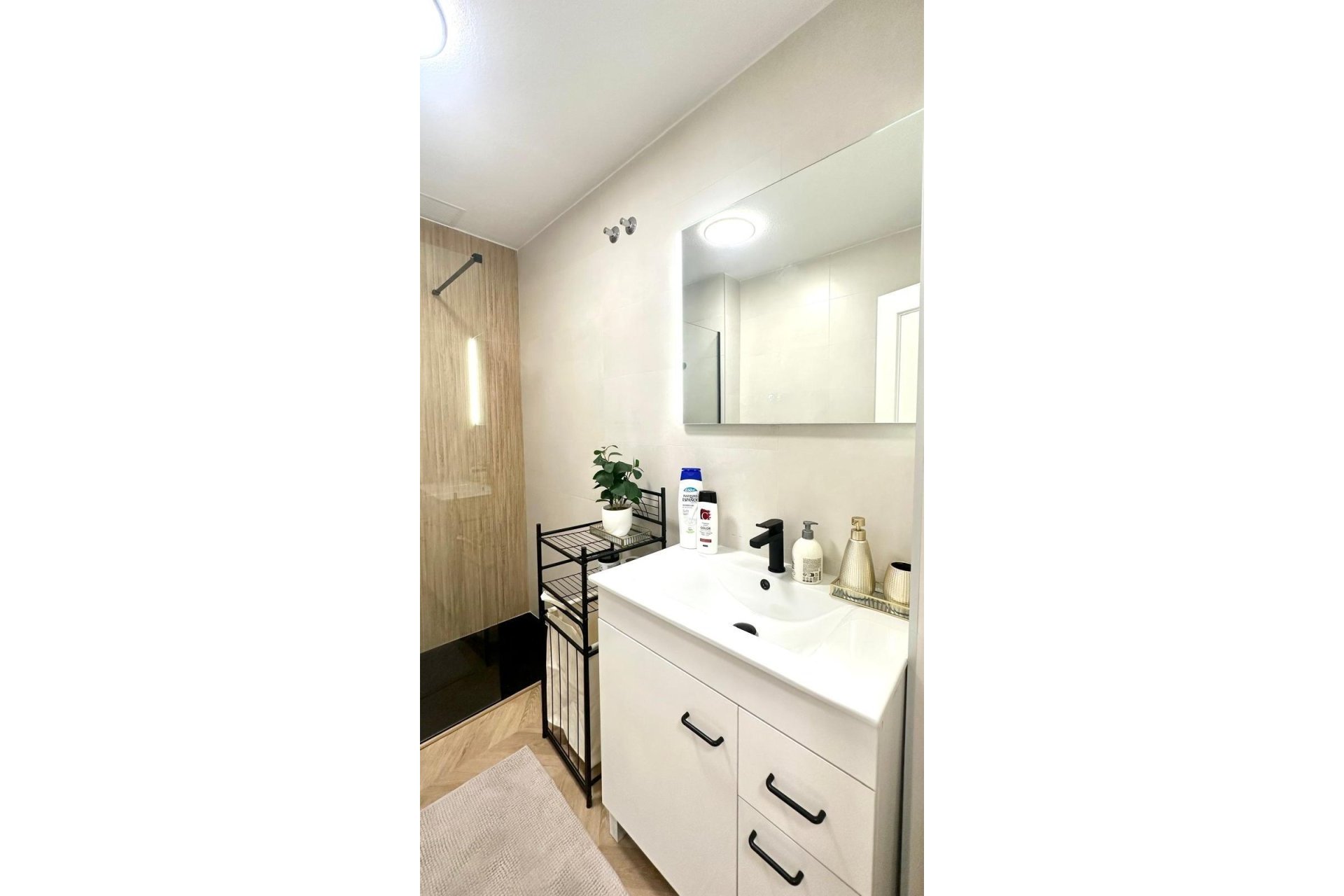 Revente - Apartment -
Torrevieja - Centro