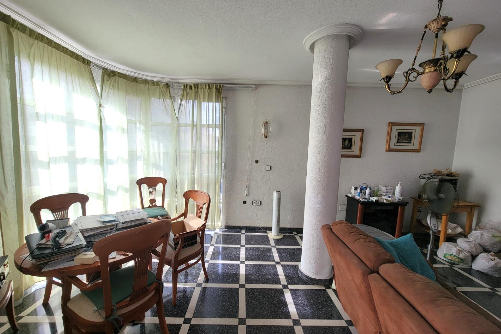 Revente - Apartment -
Torrevieja - Centro