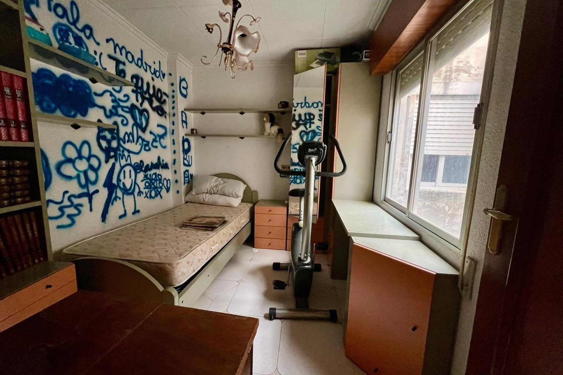 Revente - Apartment -
Torrevieja - Centro