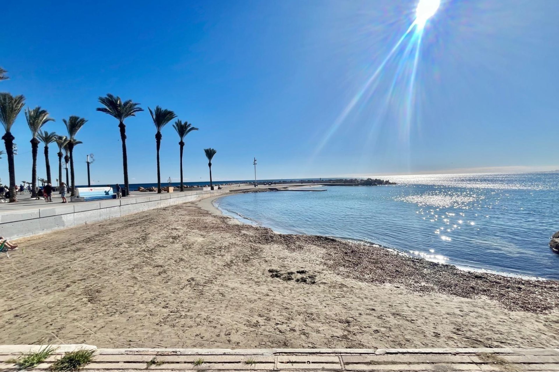 Revente - Apartment -
Torrevieja - Centro