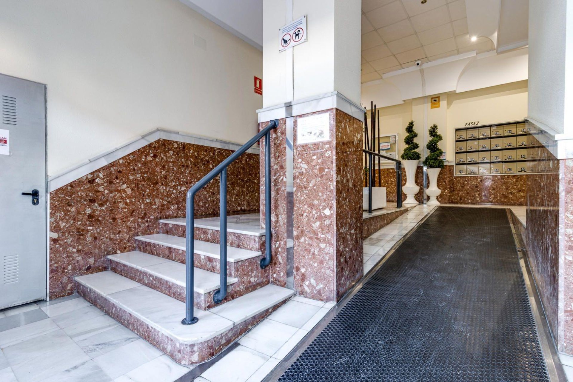 Revente - Apartment -
Torrevieja - Centro