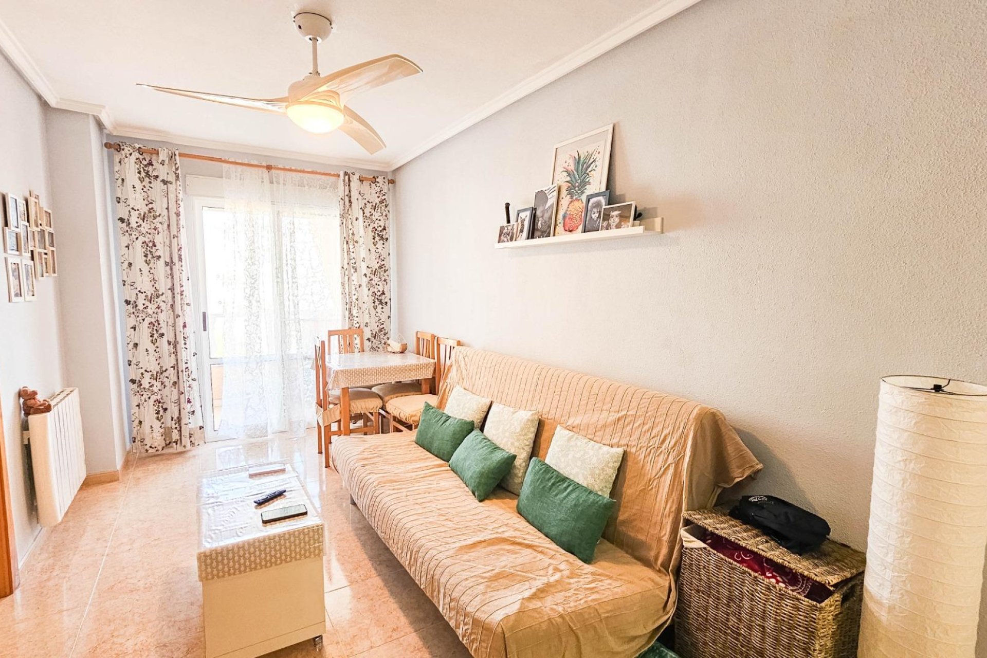 Revente - Apartment -
Torrevieja - Centro