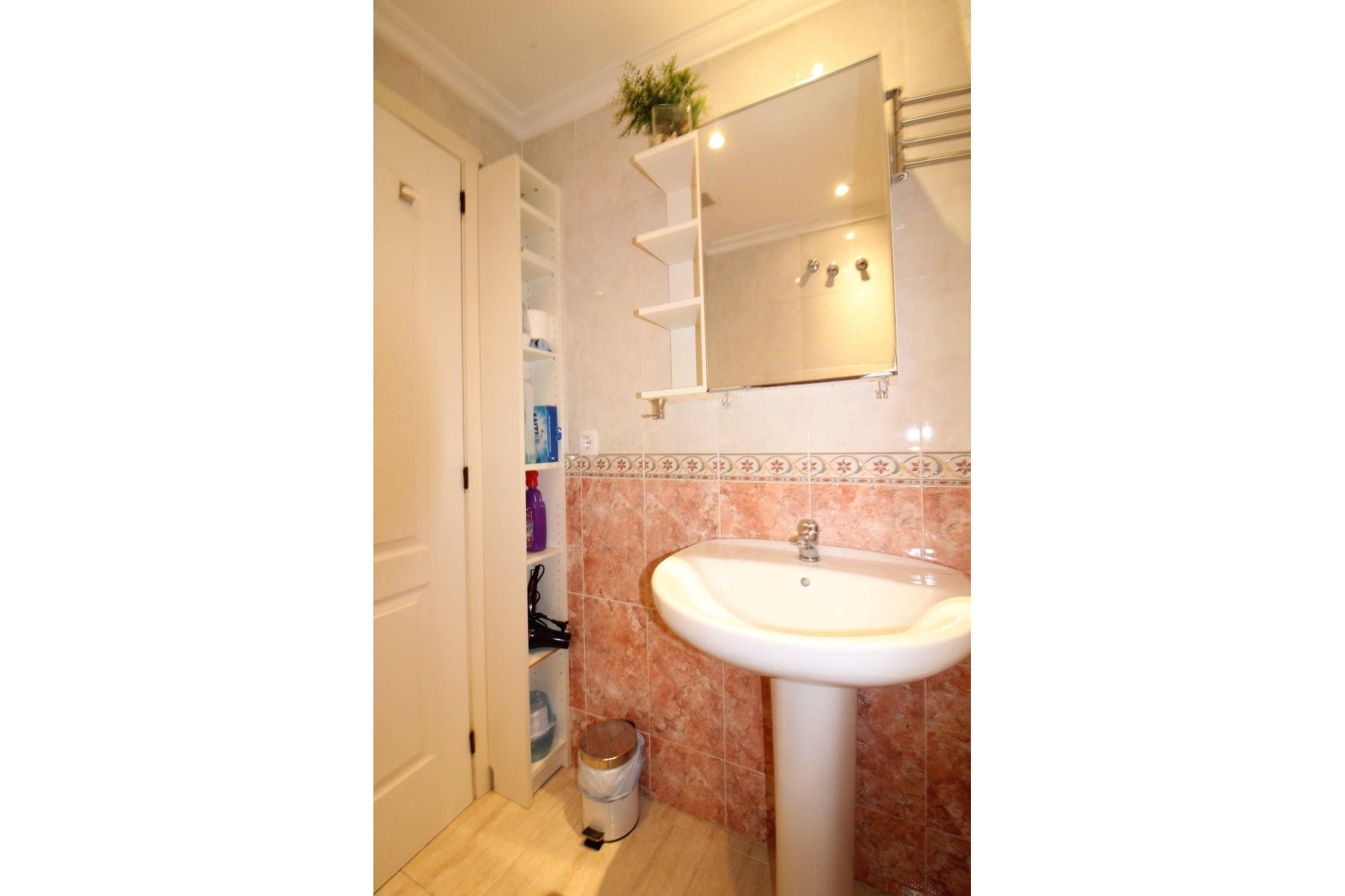 Revente - Apartment -
Torrevieja - Centro