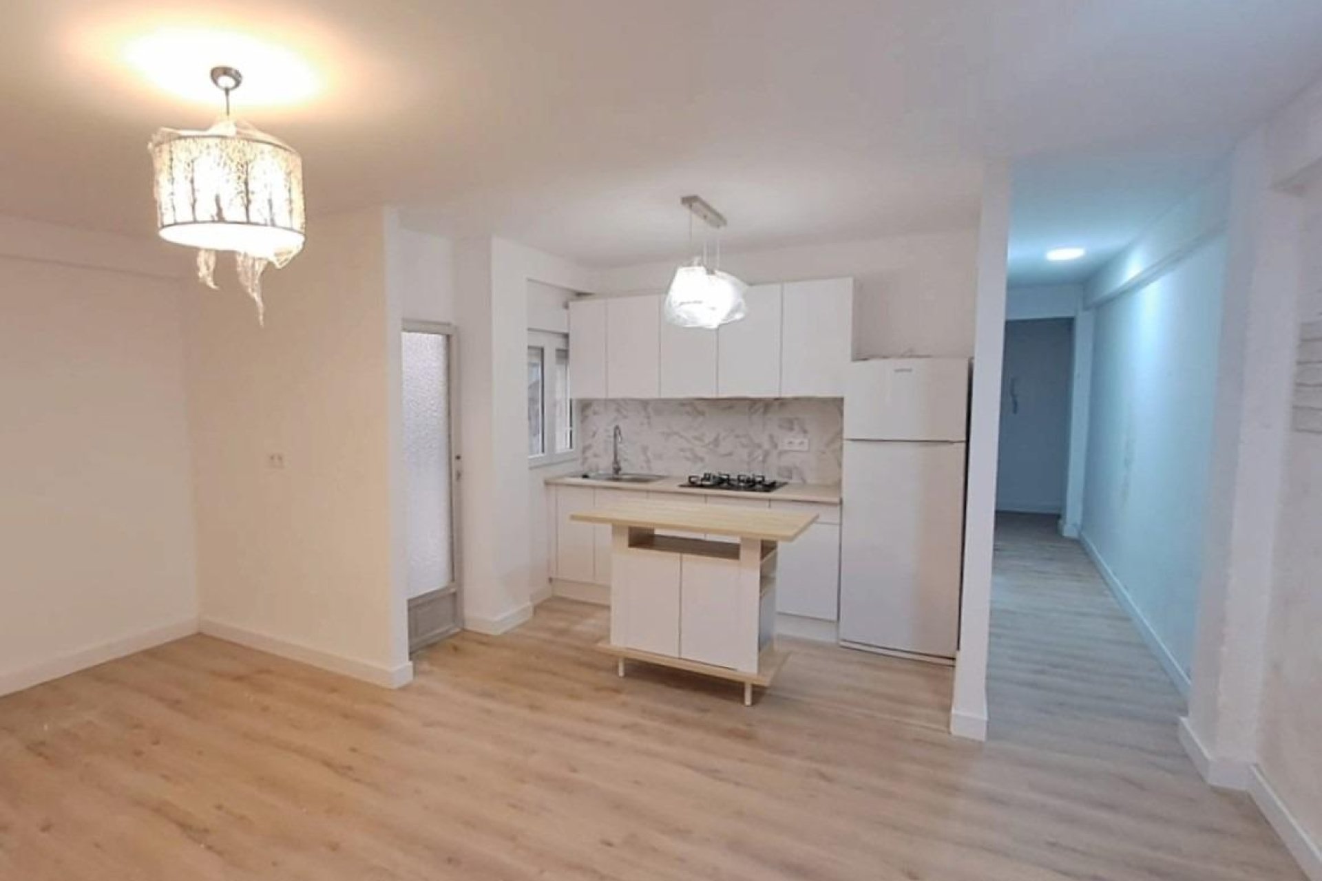 Revente - Apartment -
Torrevieja - Centro