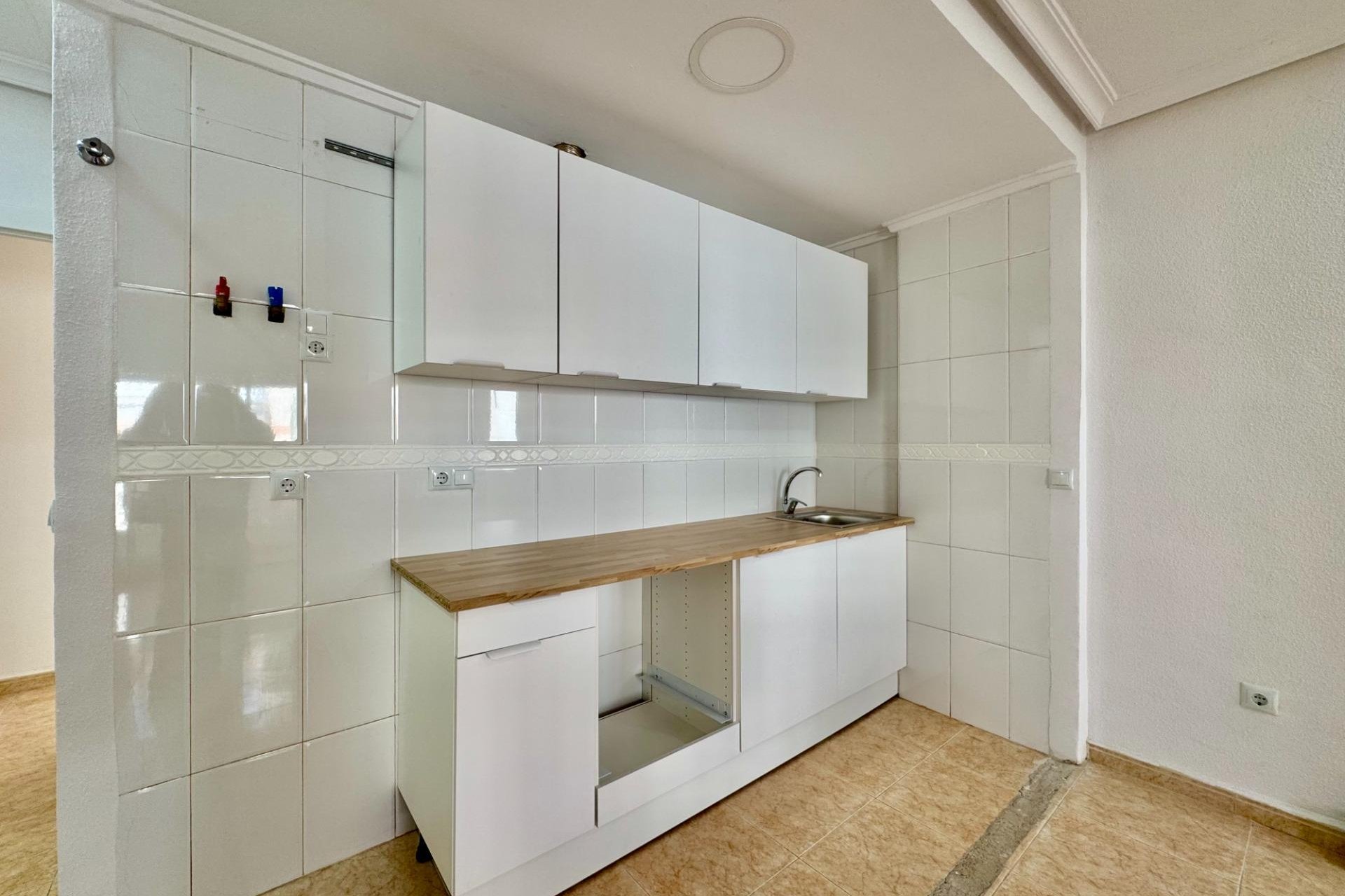 Revente - Apartment -
Torrevieja - Centro
