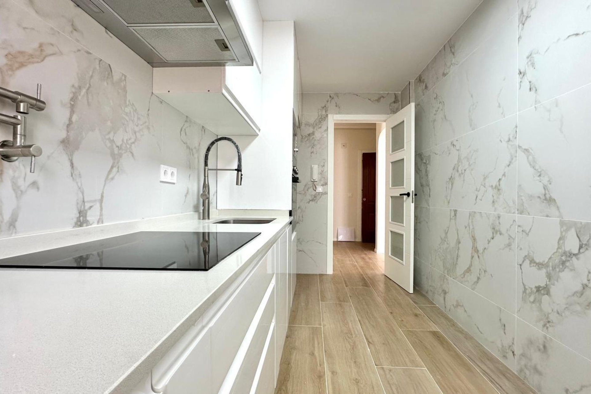 Revente - Apartment -
Torrevieja - Centro