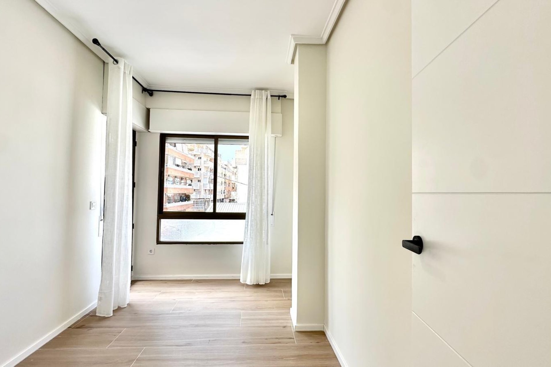 Revente - Apartment -
Torrevieja - Centro
