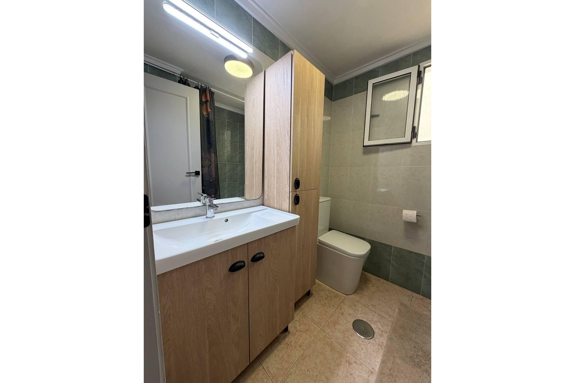 Revente - Apartment -
Torrevieja - Centro