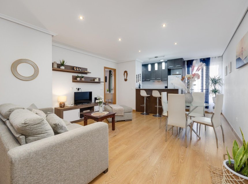 Revente - Apartment -
Torrevieja - Centro