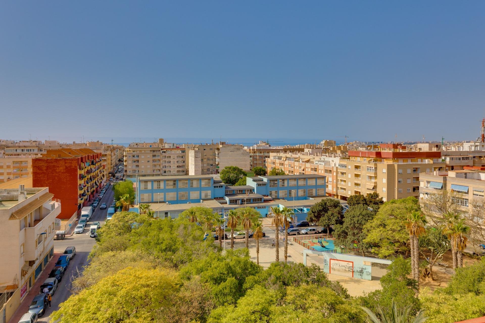 Revente - Apartment -
Torrevieja - Centro