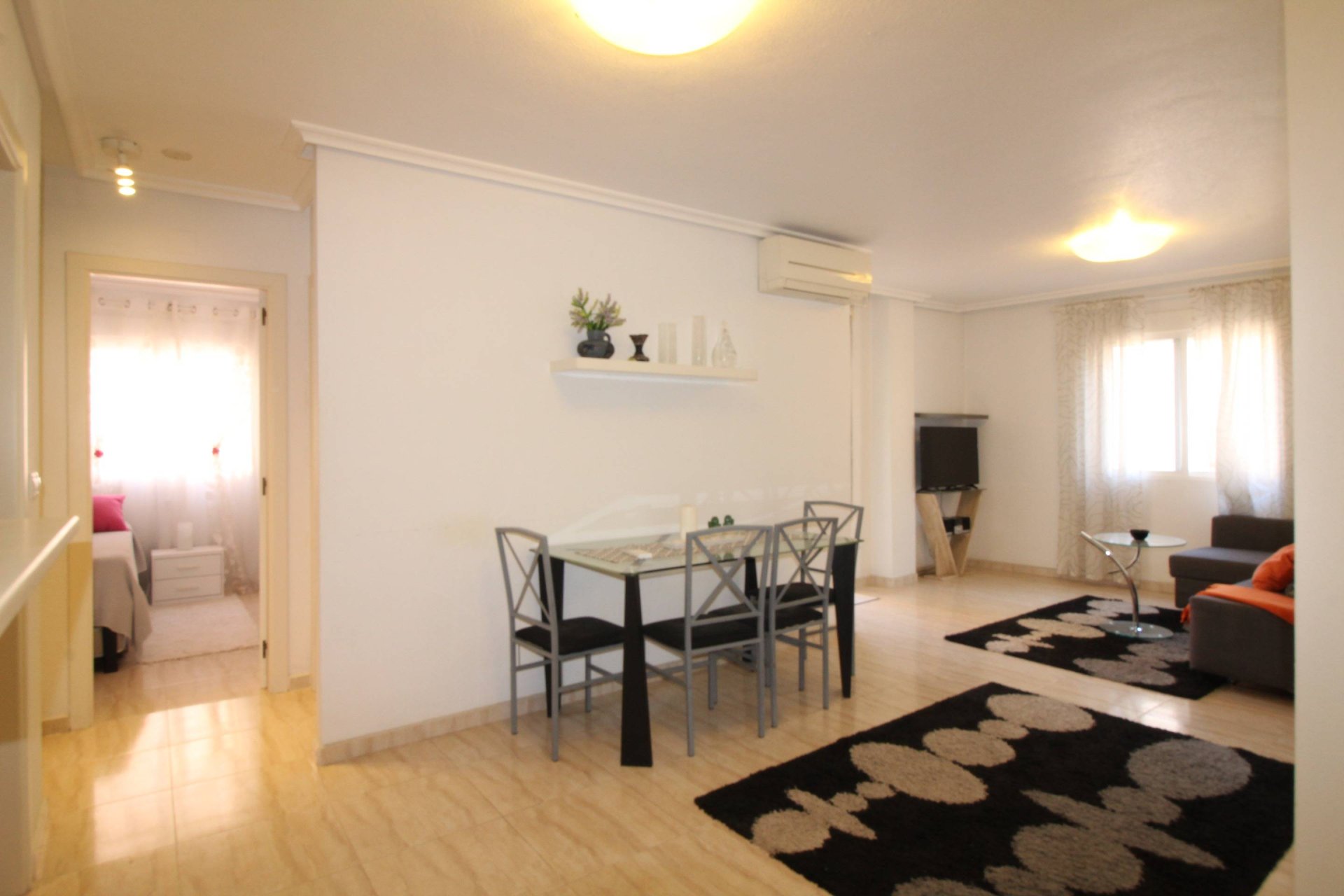 Revente - Apartment -
Torrevieja - Centro