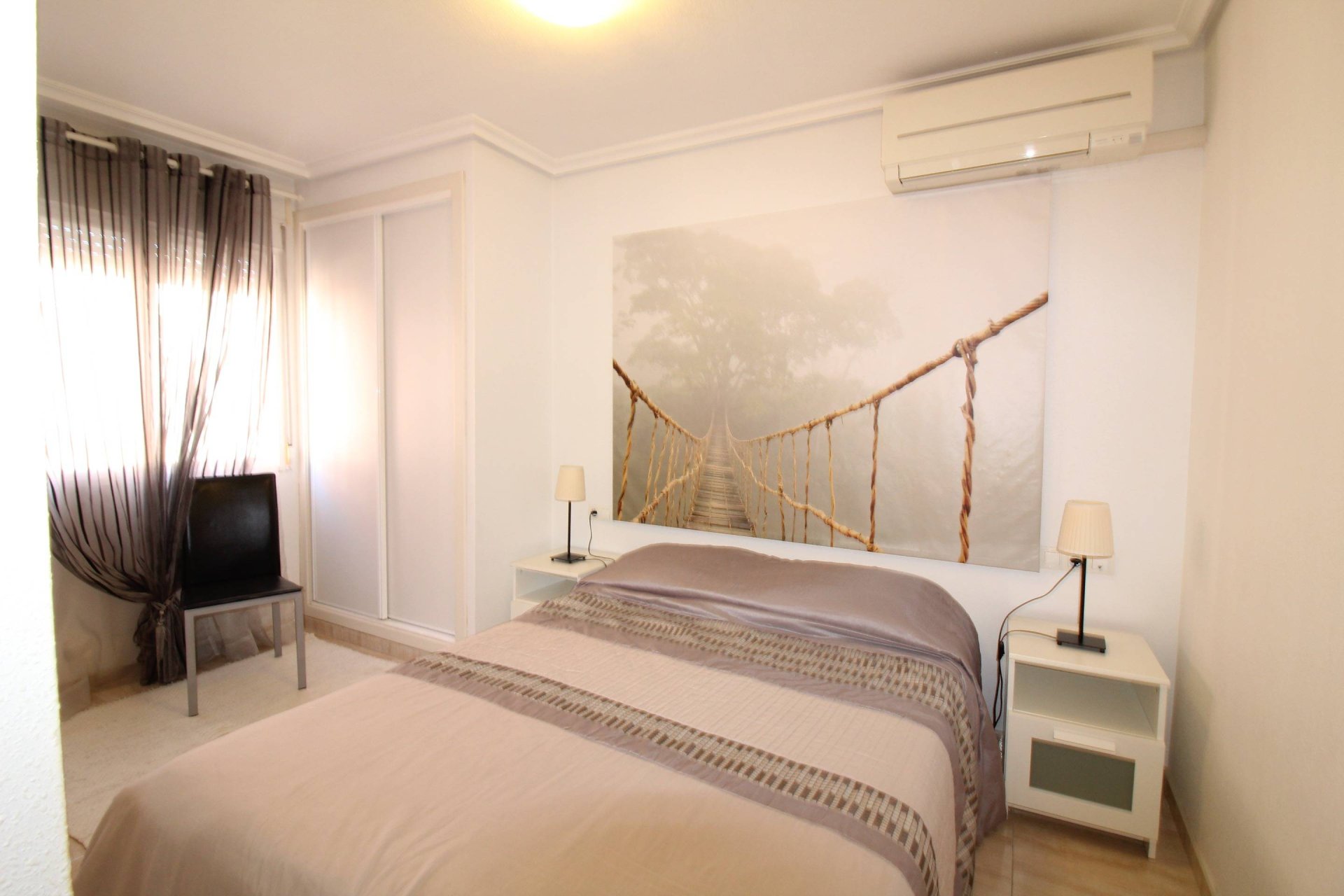 Revente - Apartment -
Torrevieja - Centro