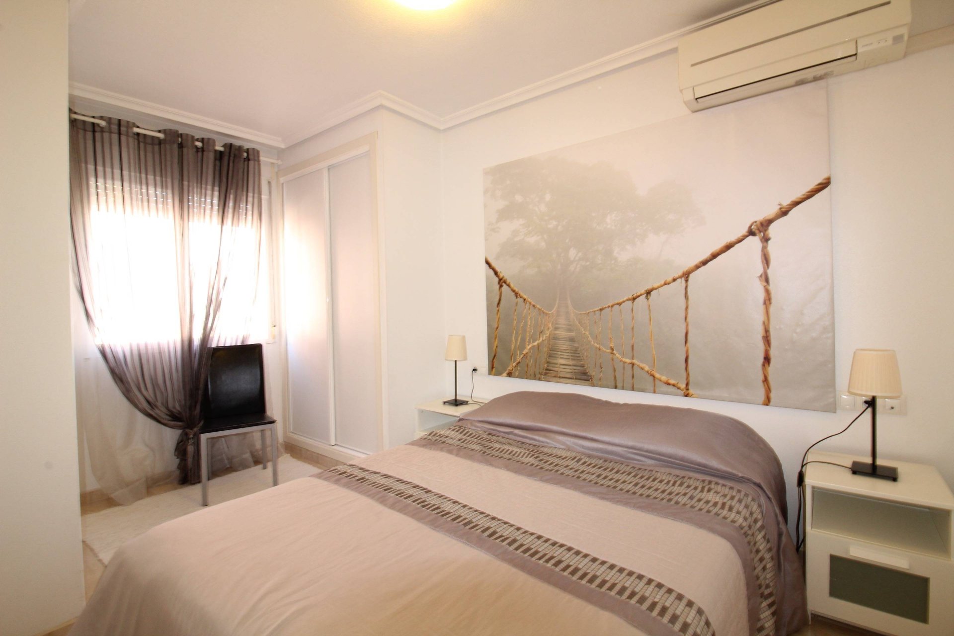 Revente - Apartment -
Torrevieja - Centro