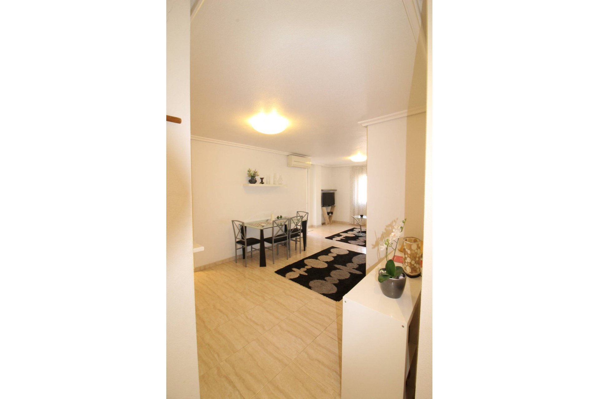Revente - Apartment -
Torrevieja - Centro