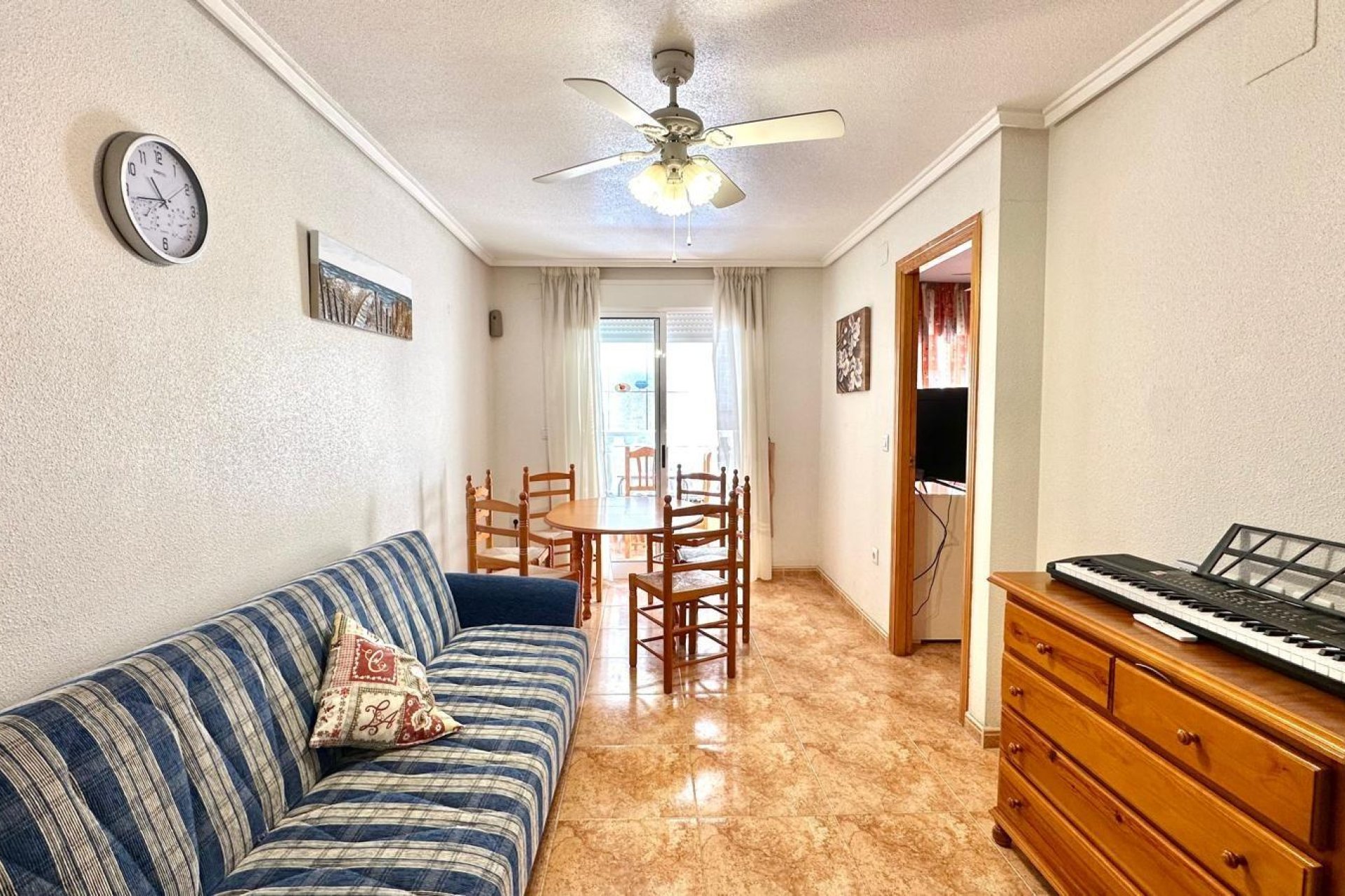 Revente - Apartment -
Torrevieja - Centro