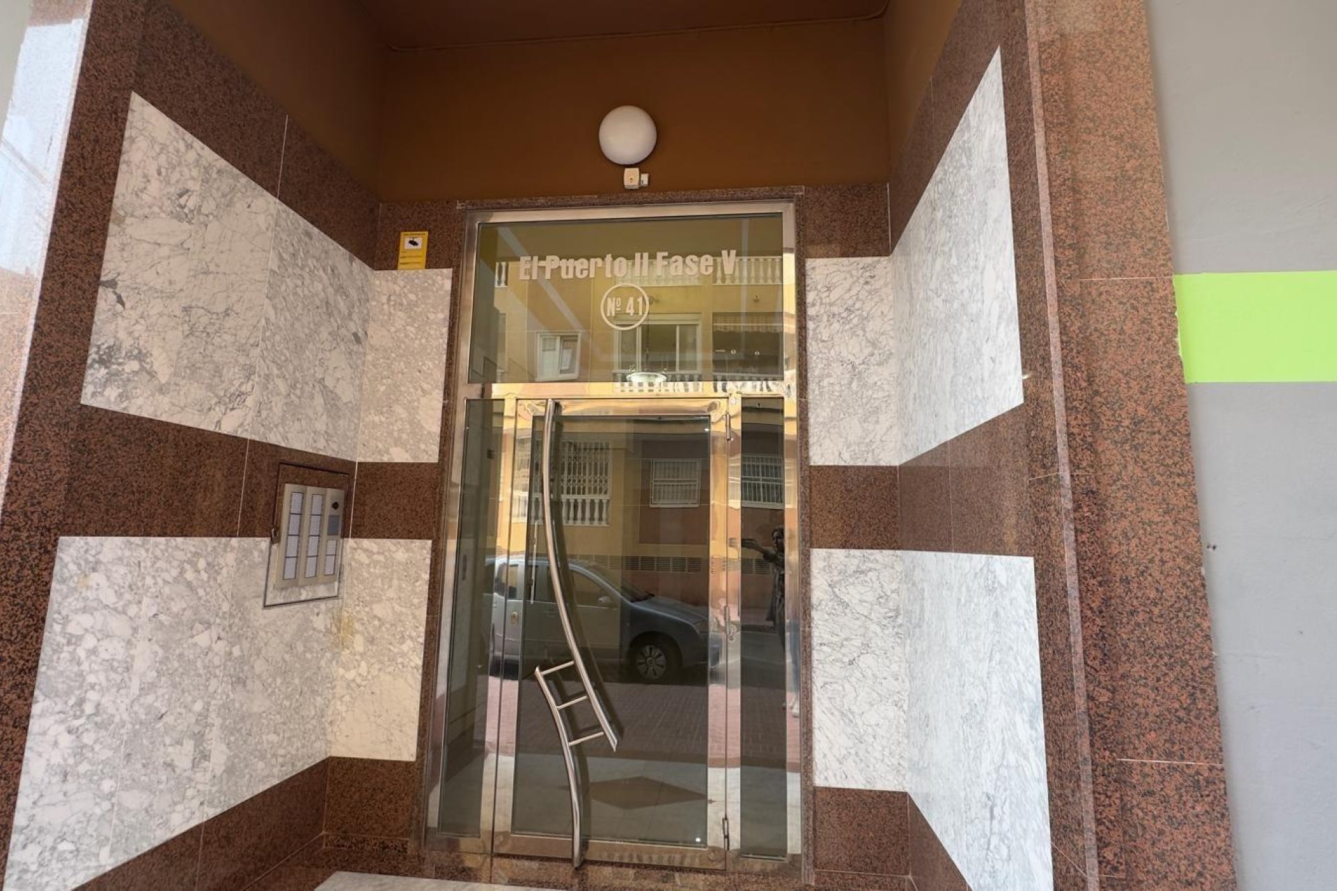 Revente - Apartment -
Torrevieja - Centro