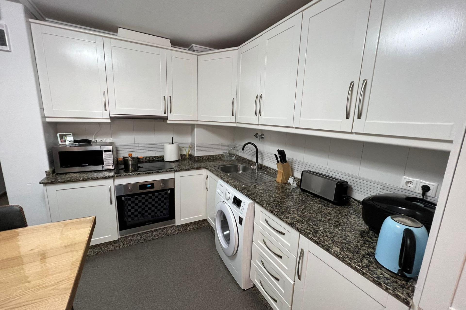 Revente - Apartment -
Torrevieja - Centro