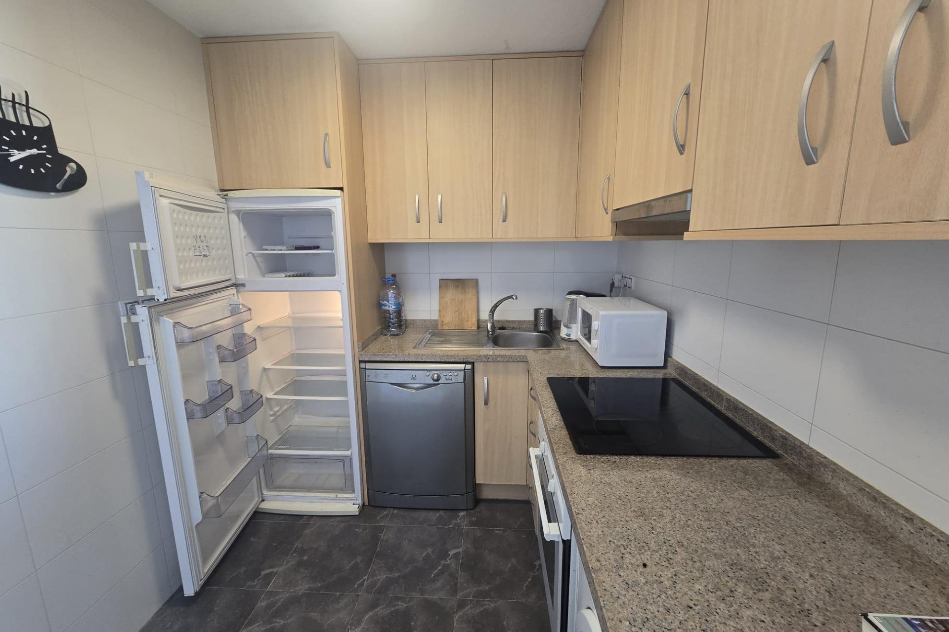 Revente - Apartment -
Torrevieja - Centro