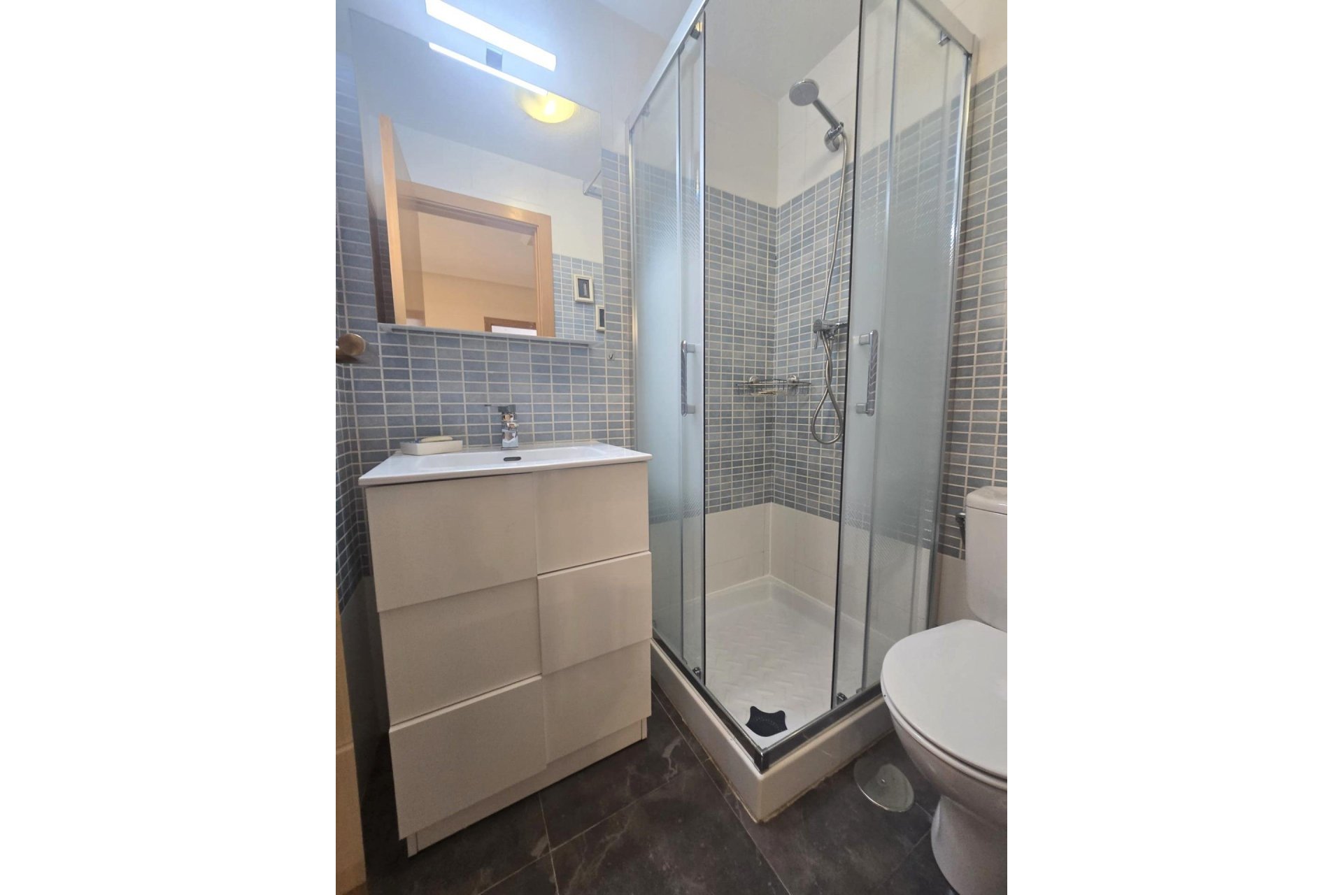Revente - Apartment -
Torrevieja - Centro