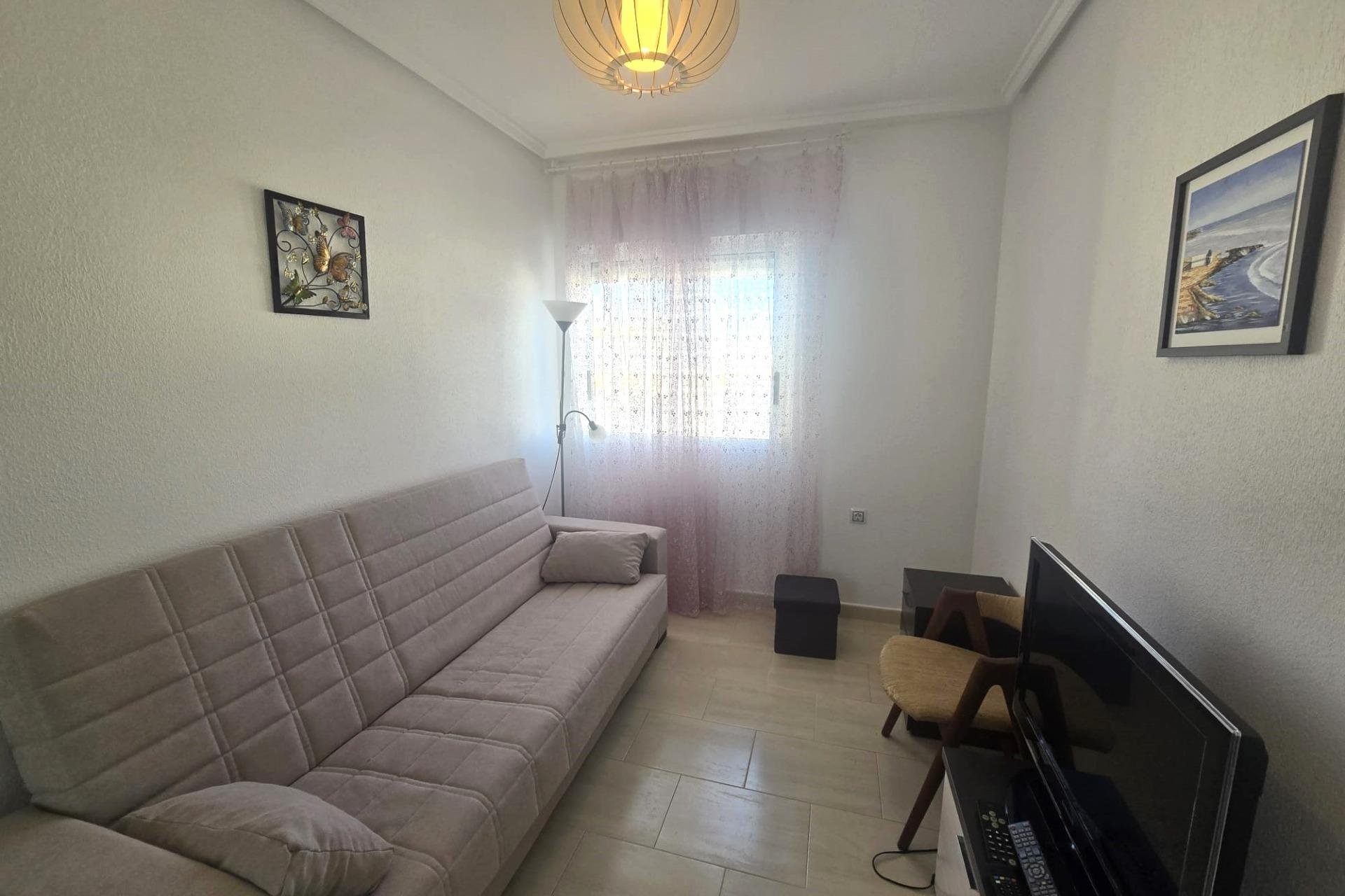 Revente - Apartment -
Torrevieja - Centro