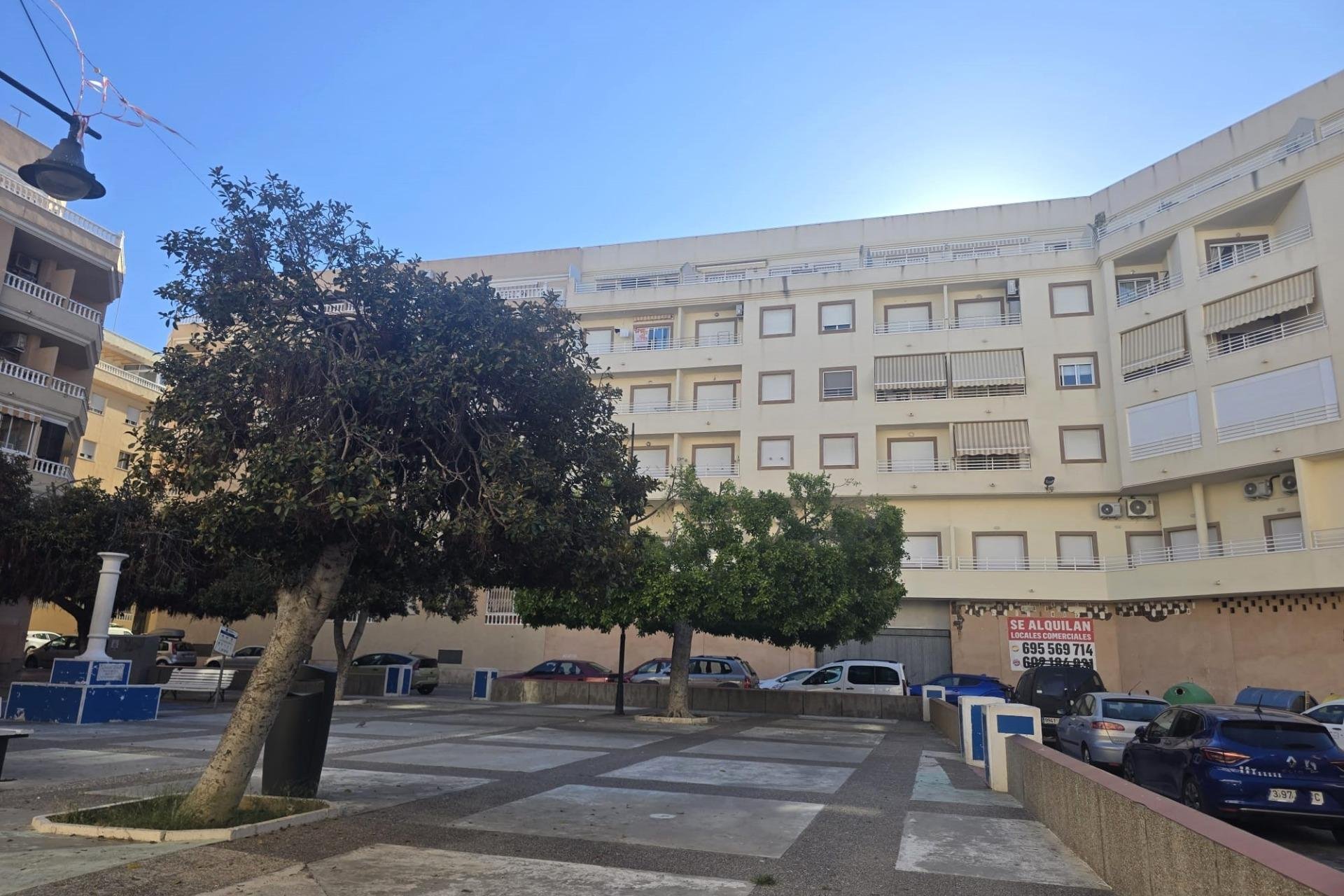 Revente - Apartment -
Torrevieja - Centro