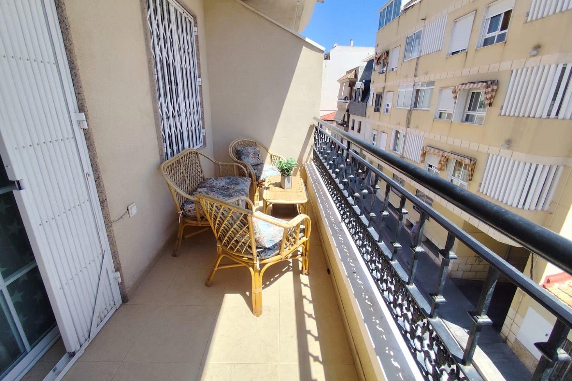 Revente - Apartment -
Torrevieja - Centro