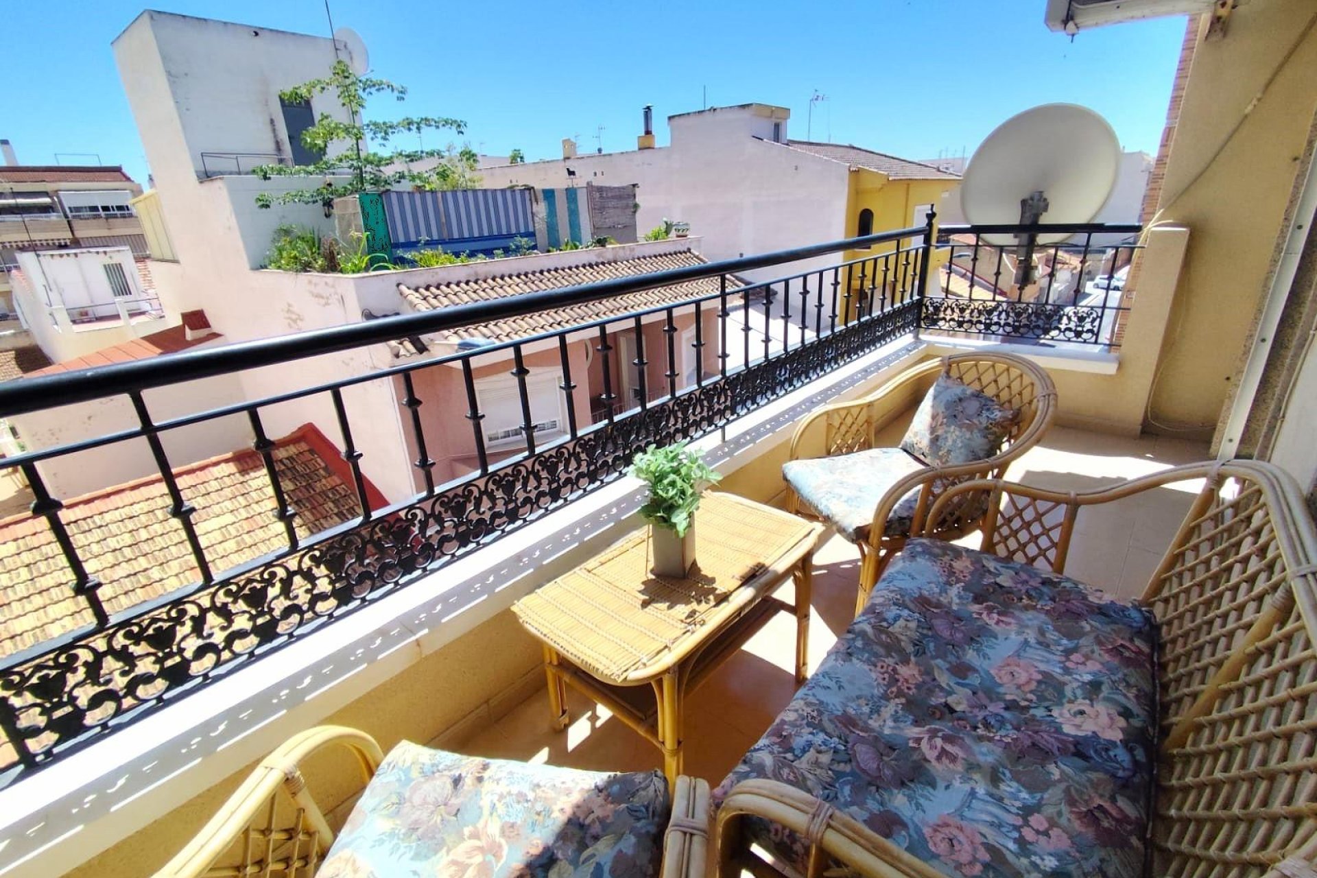Revente - Apartment -
Torrevieja - Centro