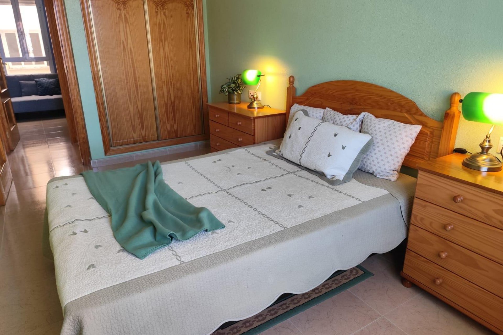 Revente - Apartment -
Torrevieja - Centro