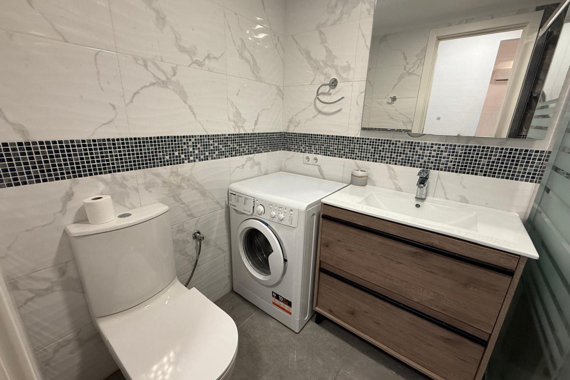 Revente - Apartment -
Torrevieja - Centro