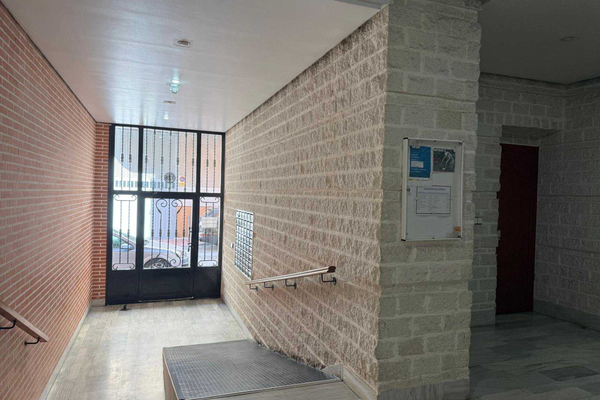 Revente - Apartment -
Torrevieja - Centro