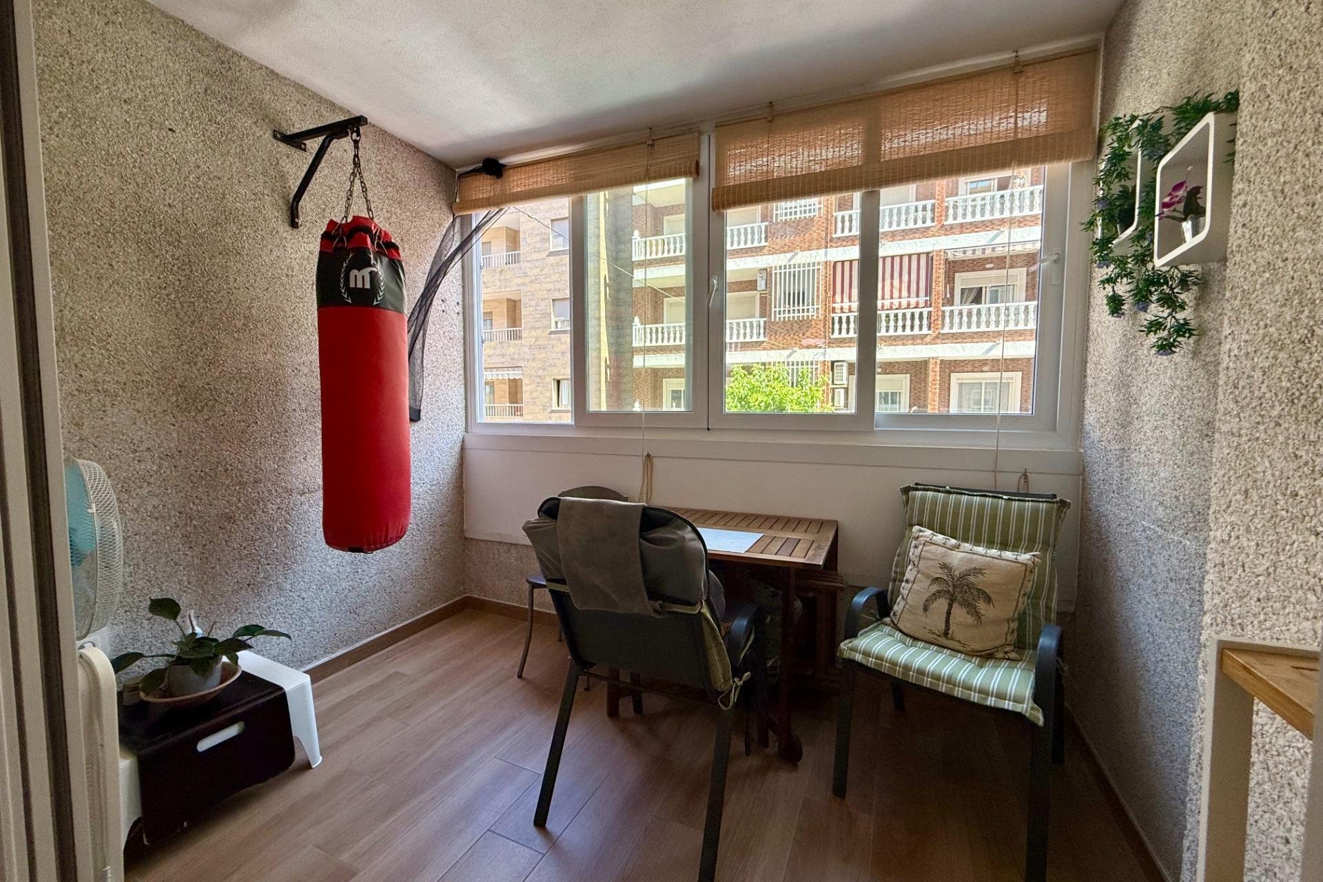 Revente - Apartment -
Torrevieja - Centro