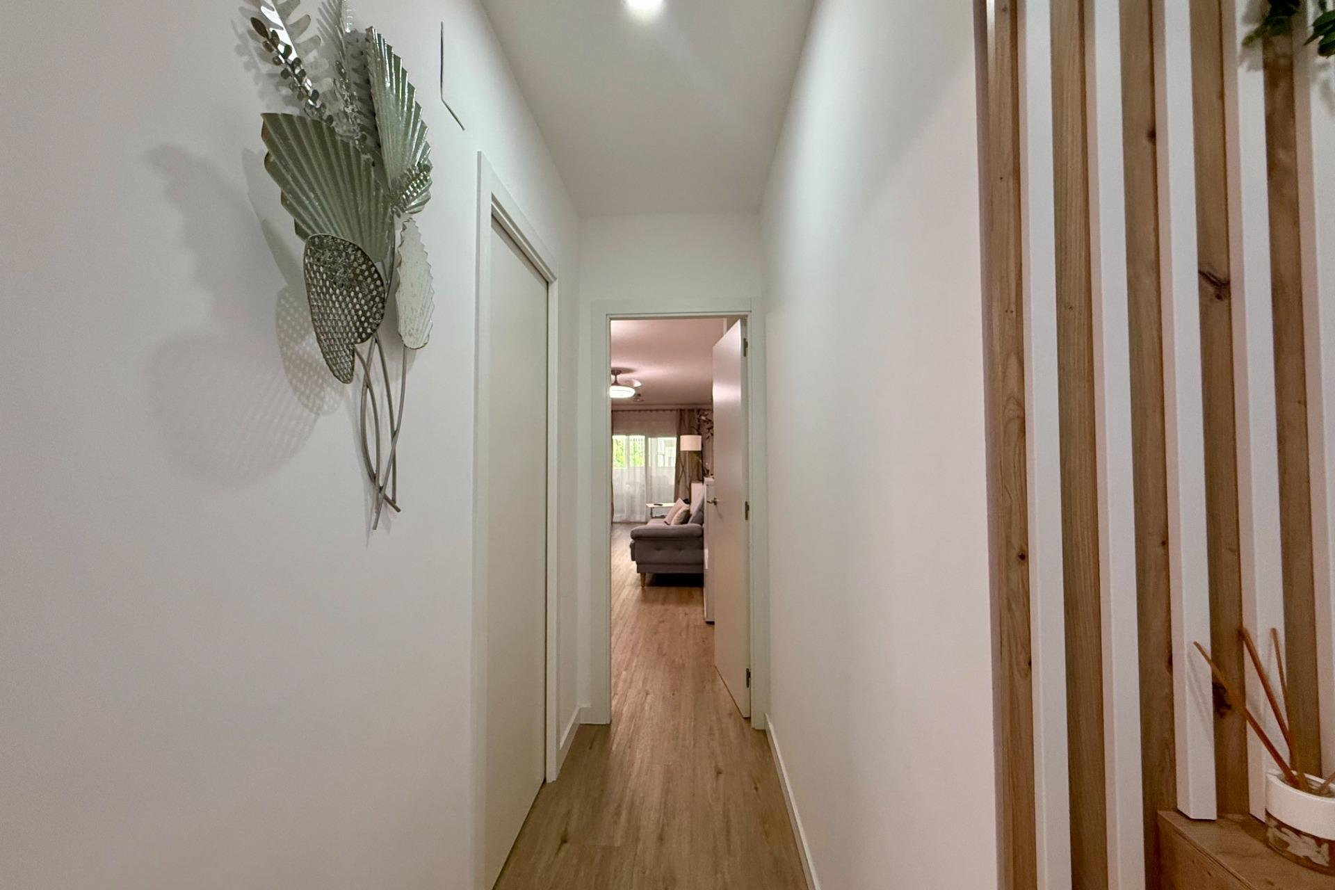 Revente - Apartment -
Torrevieja - Centro