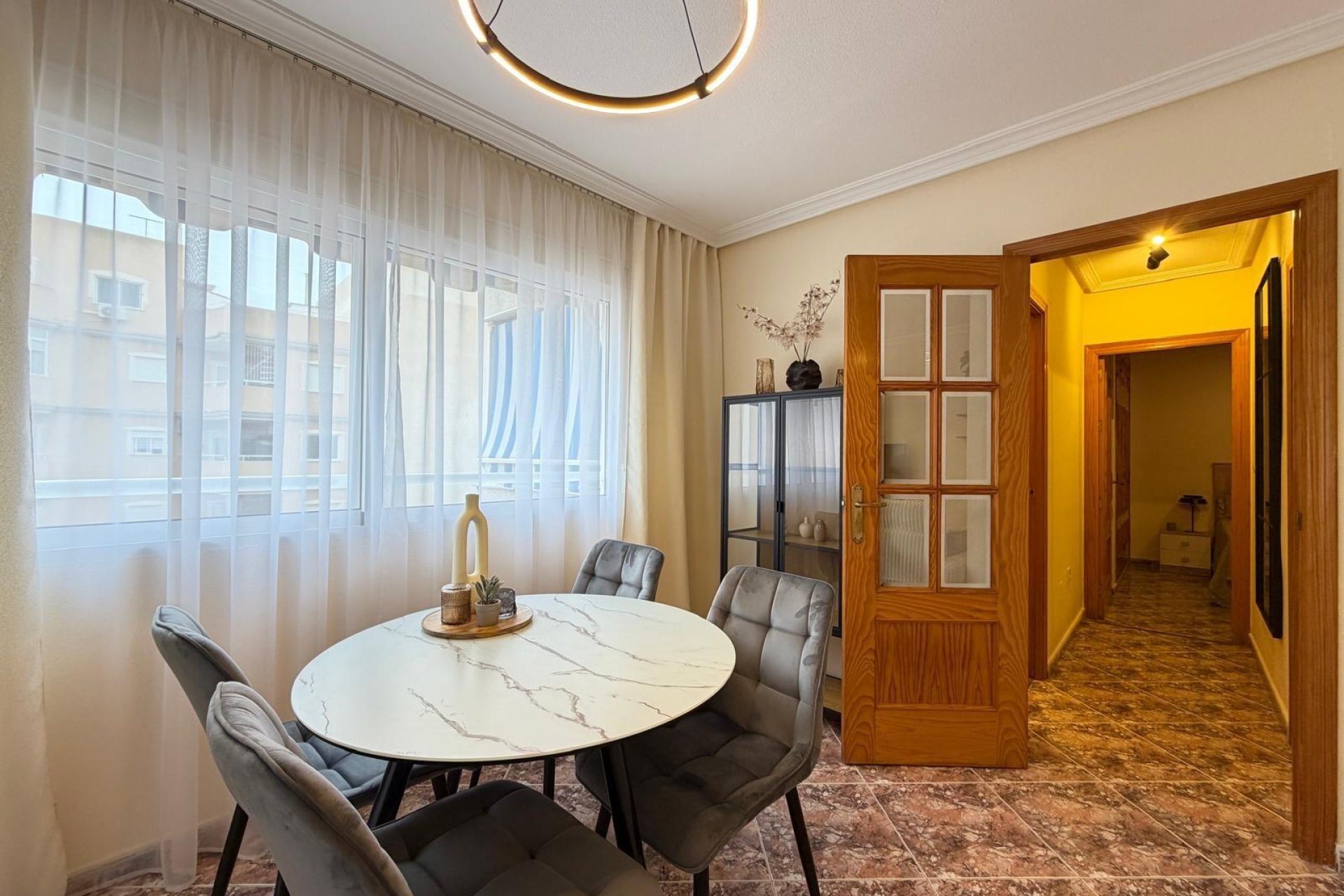 Revente - Apartment -
Torrevieja - Centro