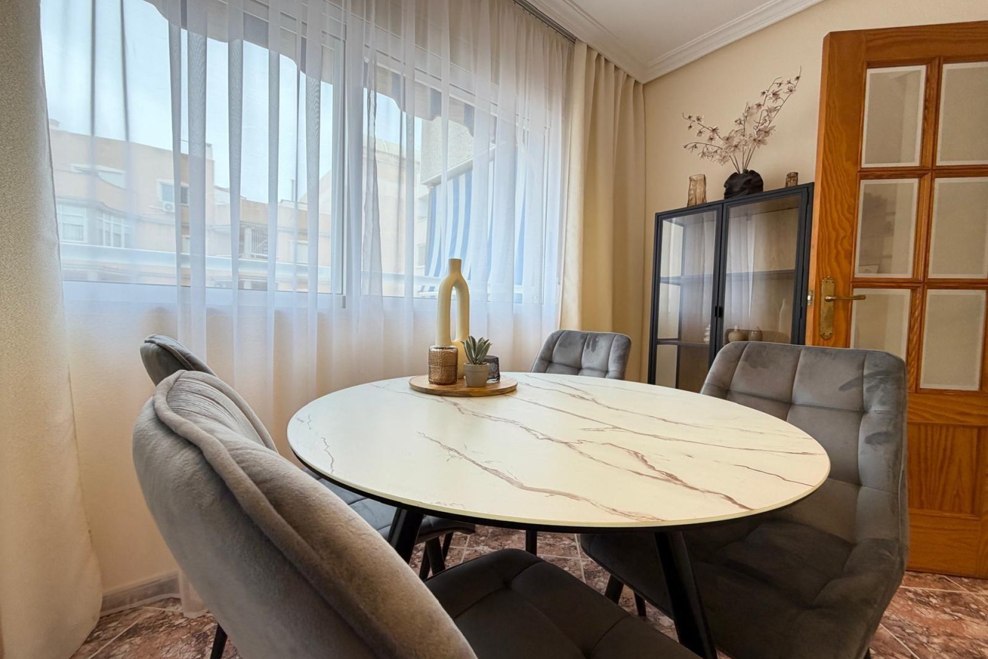 Revente - Apartment -
Torrevieja - Centro
