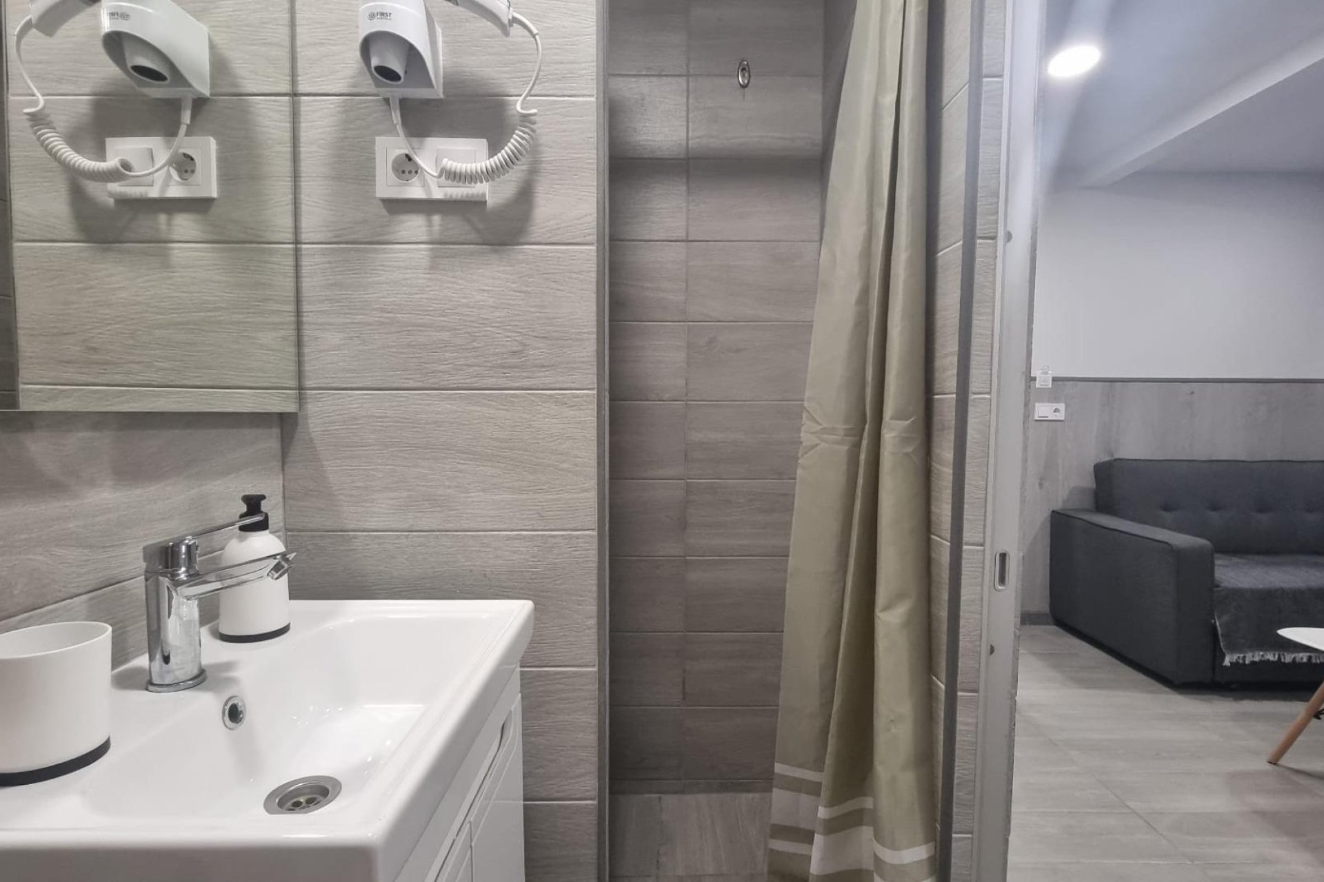 Revente - Apartment -
Torrevieja - Centro