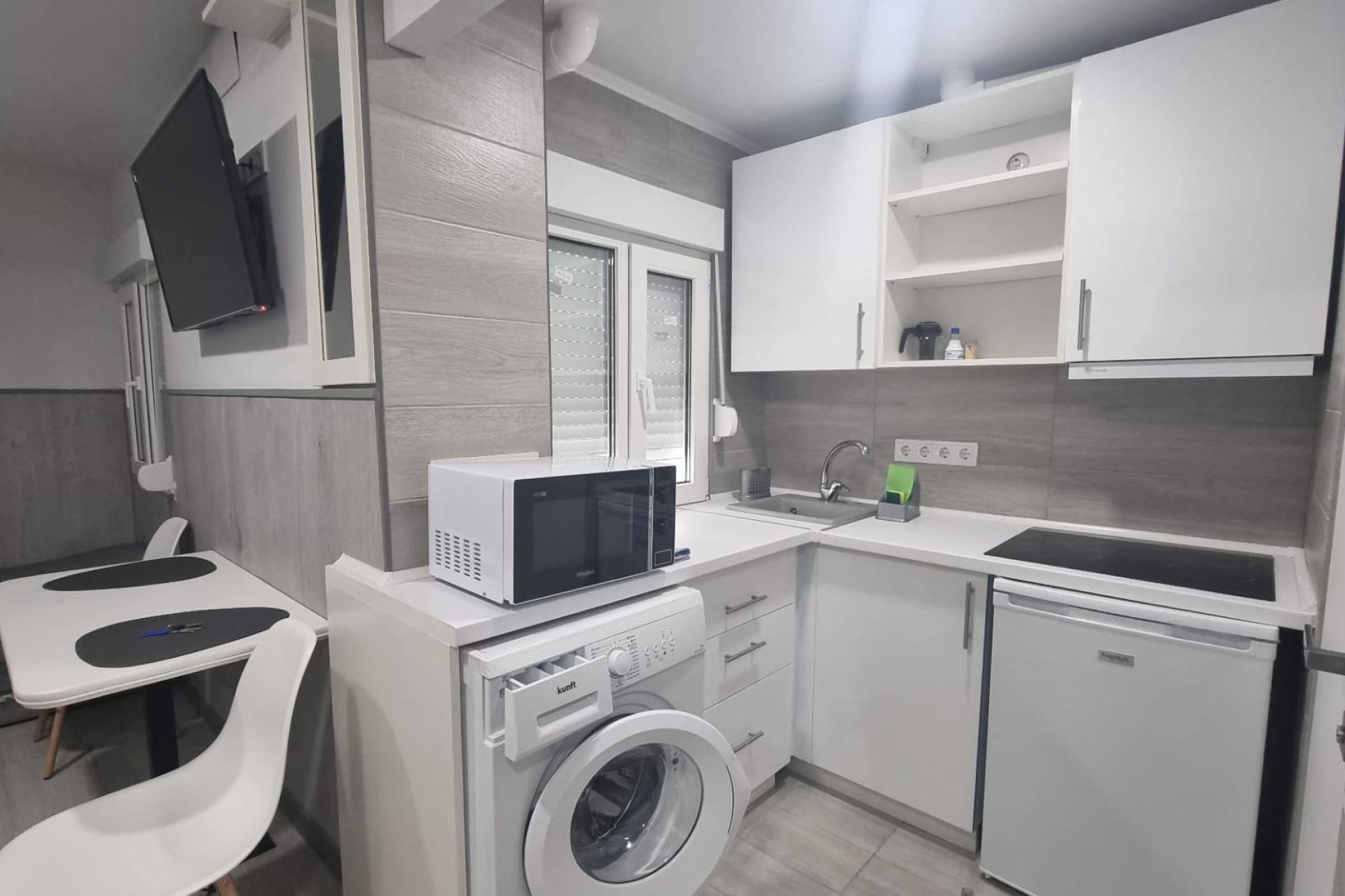 Revente - Apartment -
Torrevieja - Centro