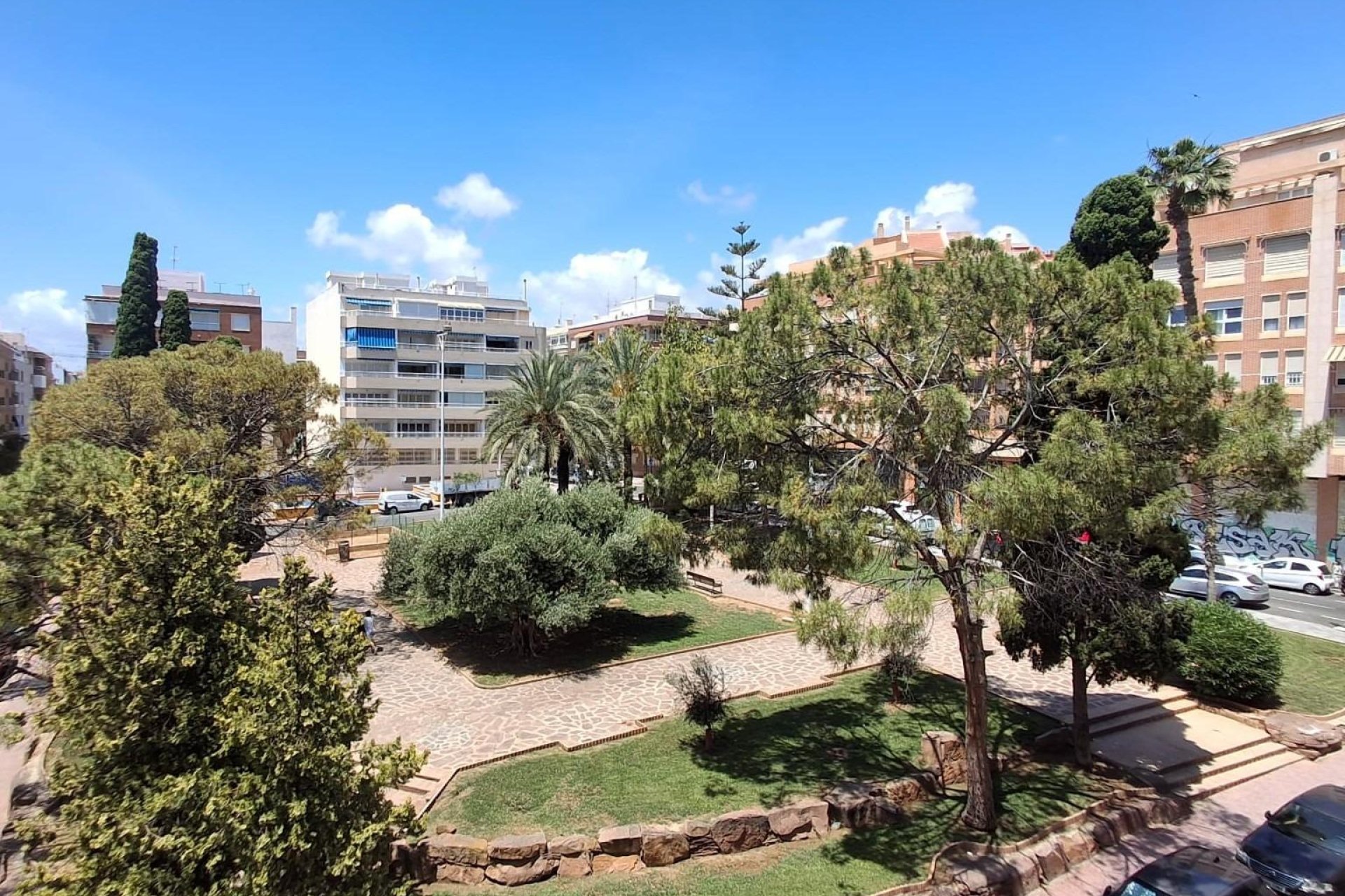 Revente - Apartment -
Torrevieja - Centro