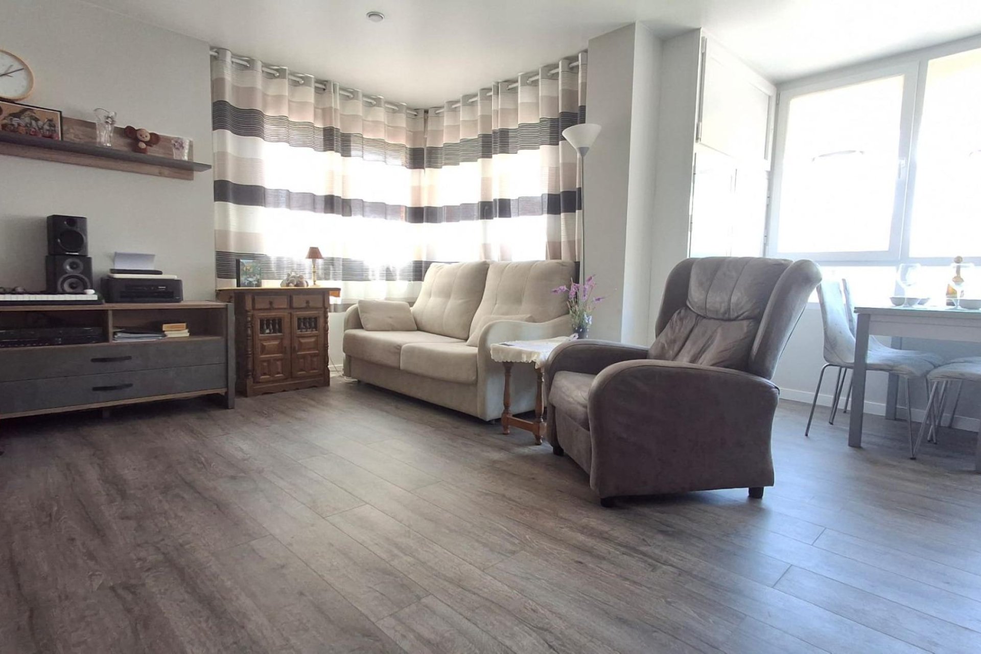 Revente - Apartment -
Torrevieja - Centro