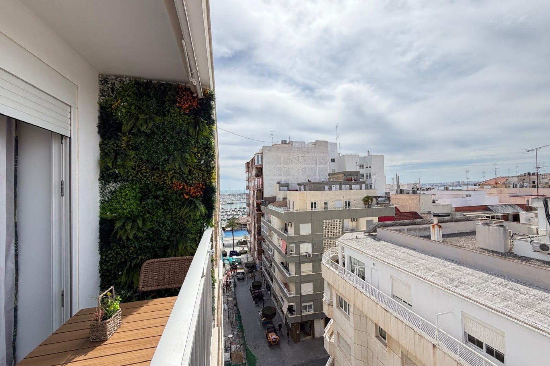 Revente - Apartment -
Torrevieja - Centro